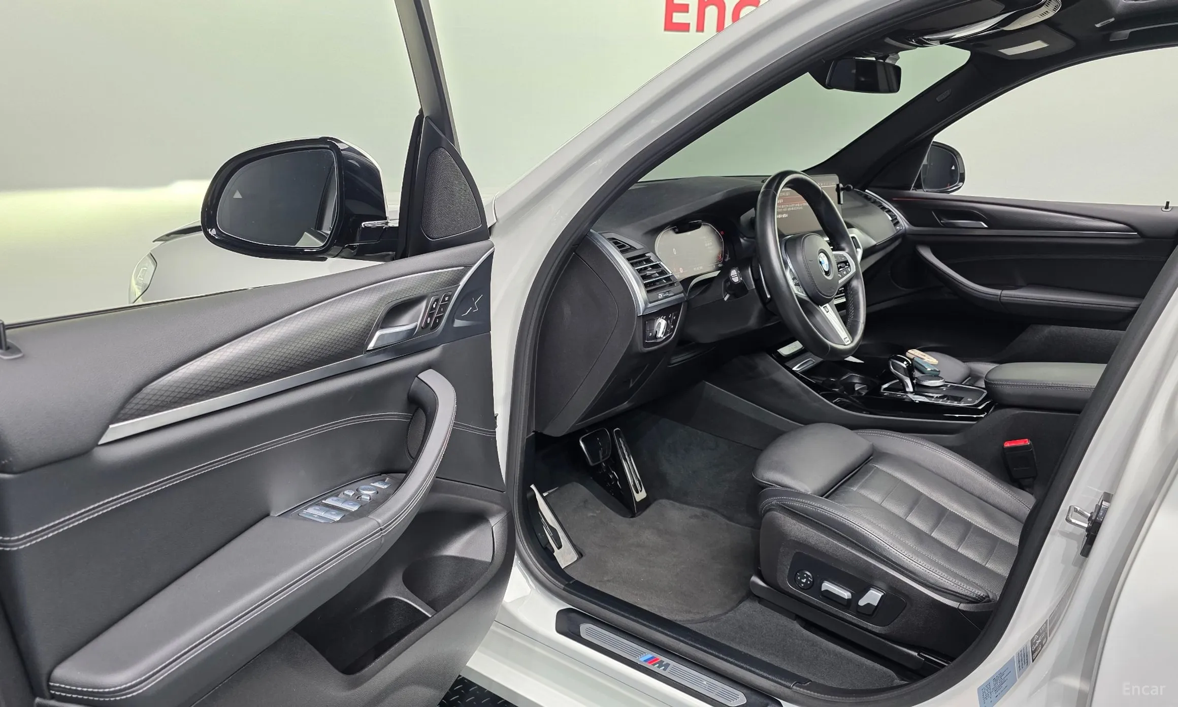 BMW X3 (G01) превью 10