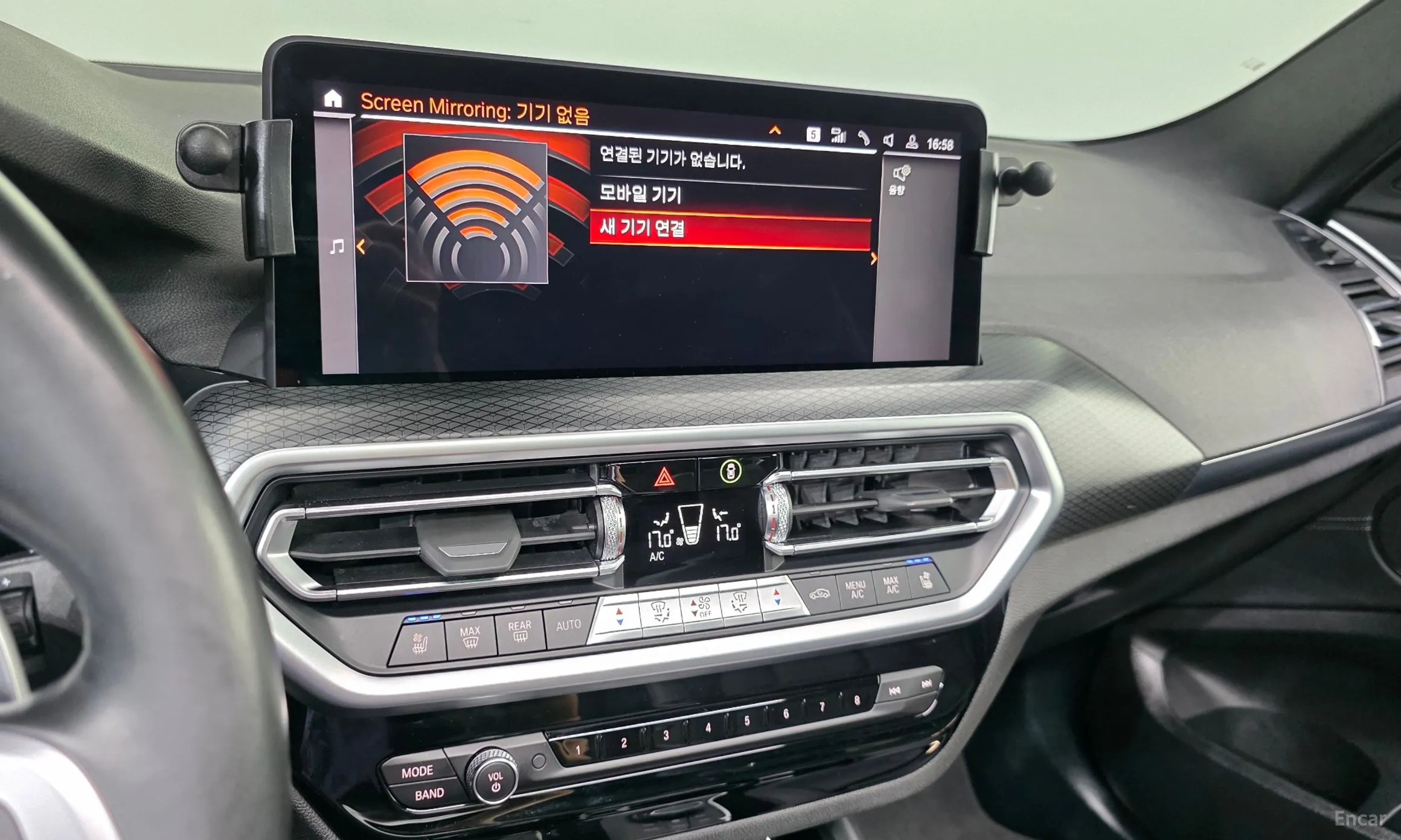 BMW X3 (G01) превью 16
