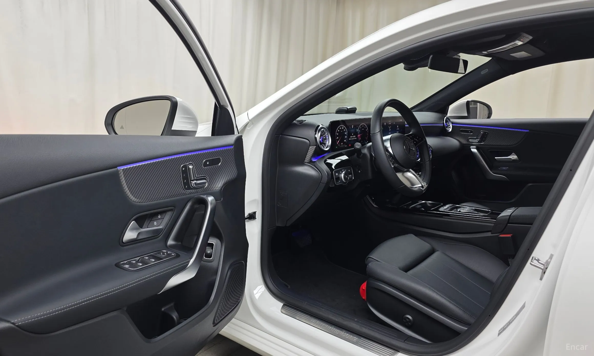 Mercedes Benz A-Class W177 превью 10