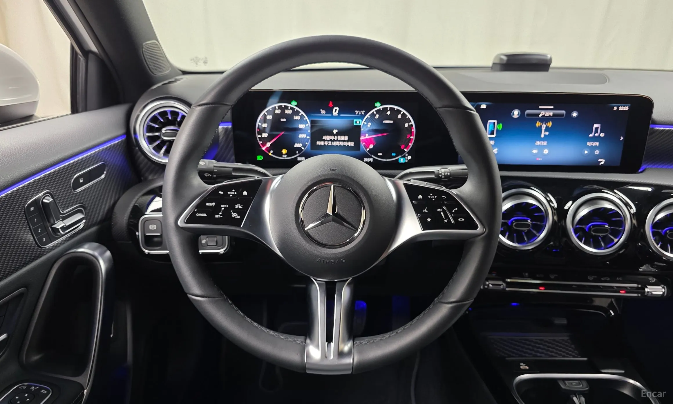 Mercedes Benz A-Class W177 превью 14