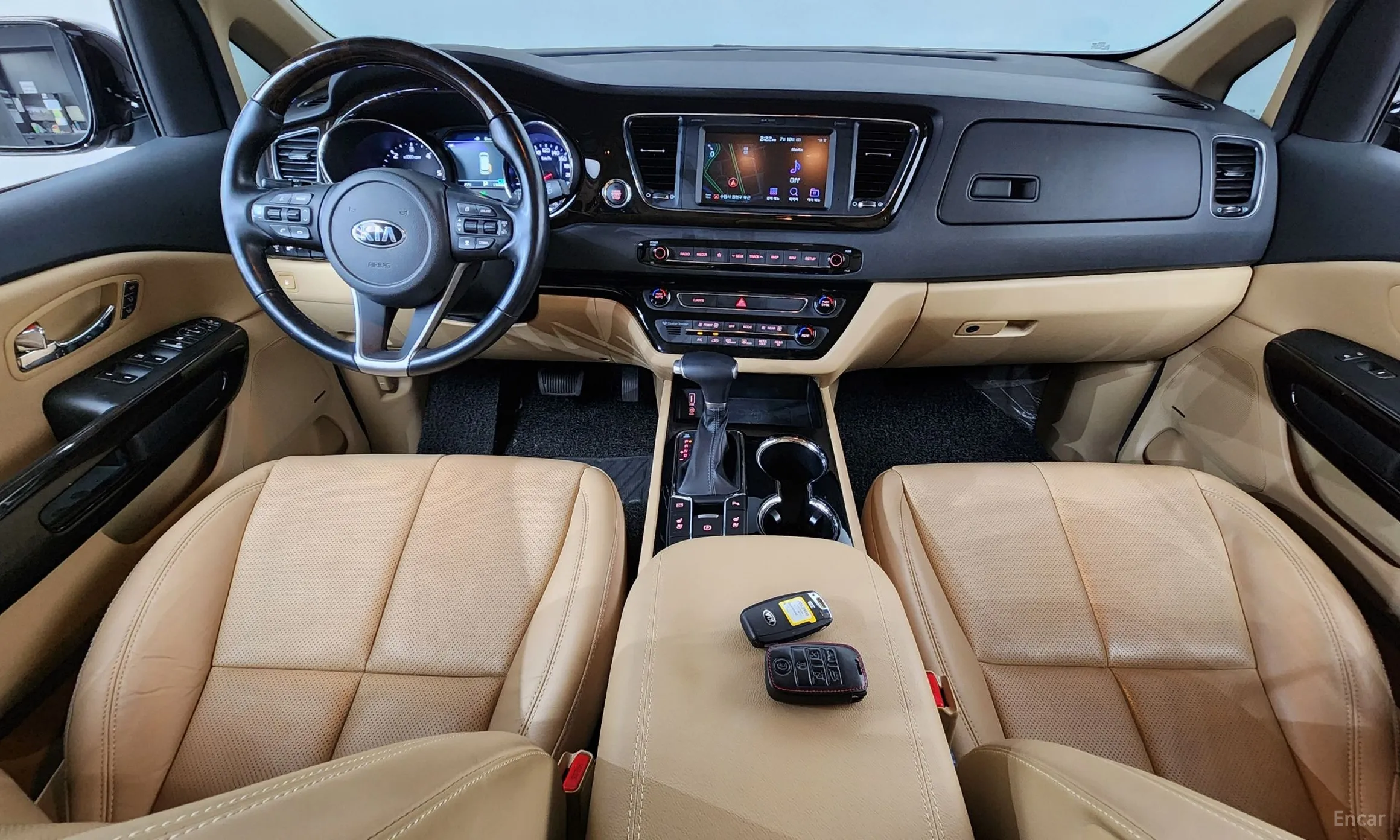 Kia Carnival превью 7