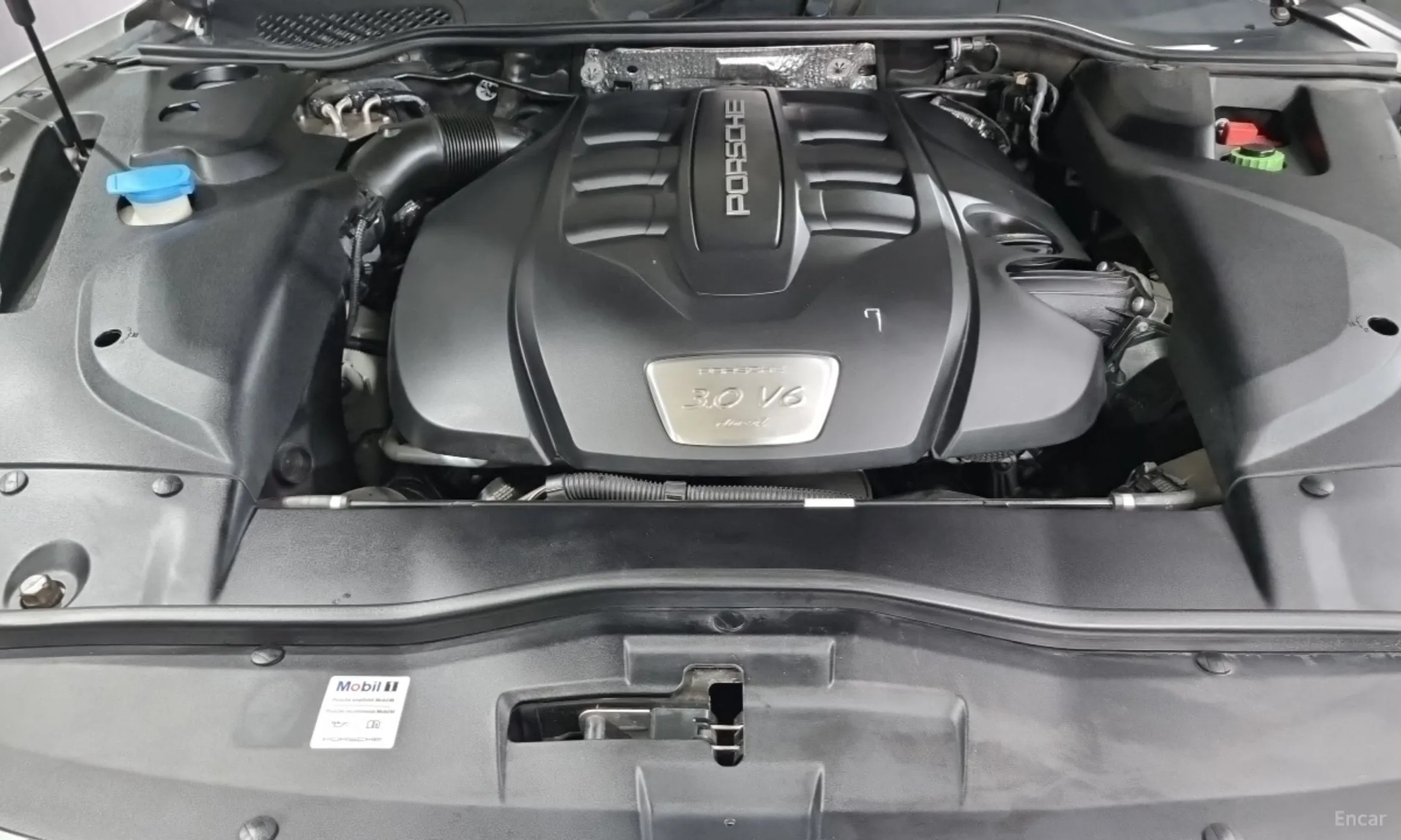 Porsche New Cayenne превью 6
