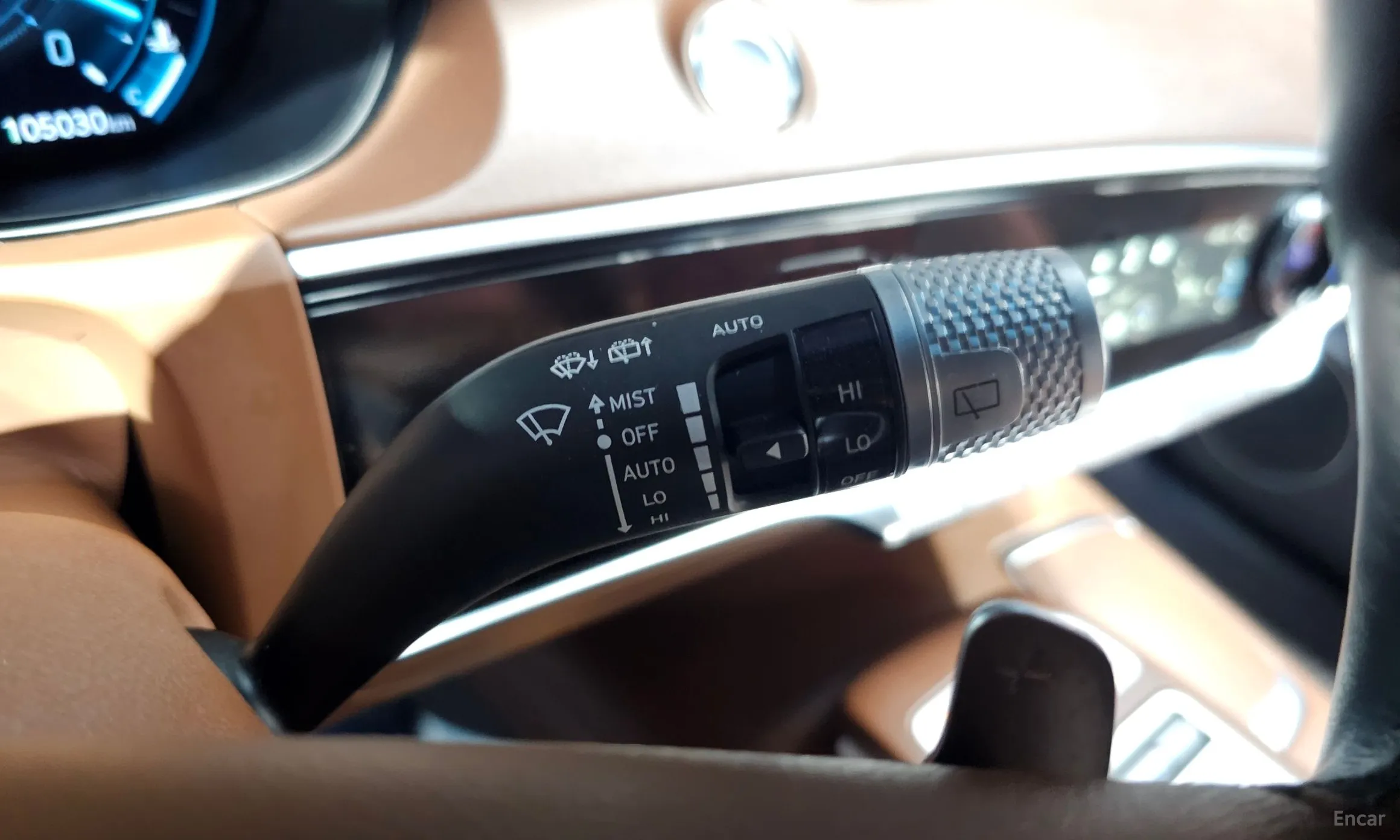Genesis GV70 превью 19
