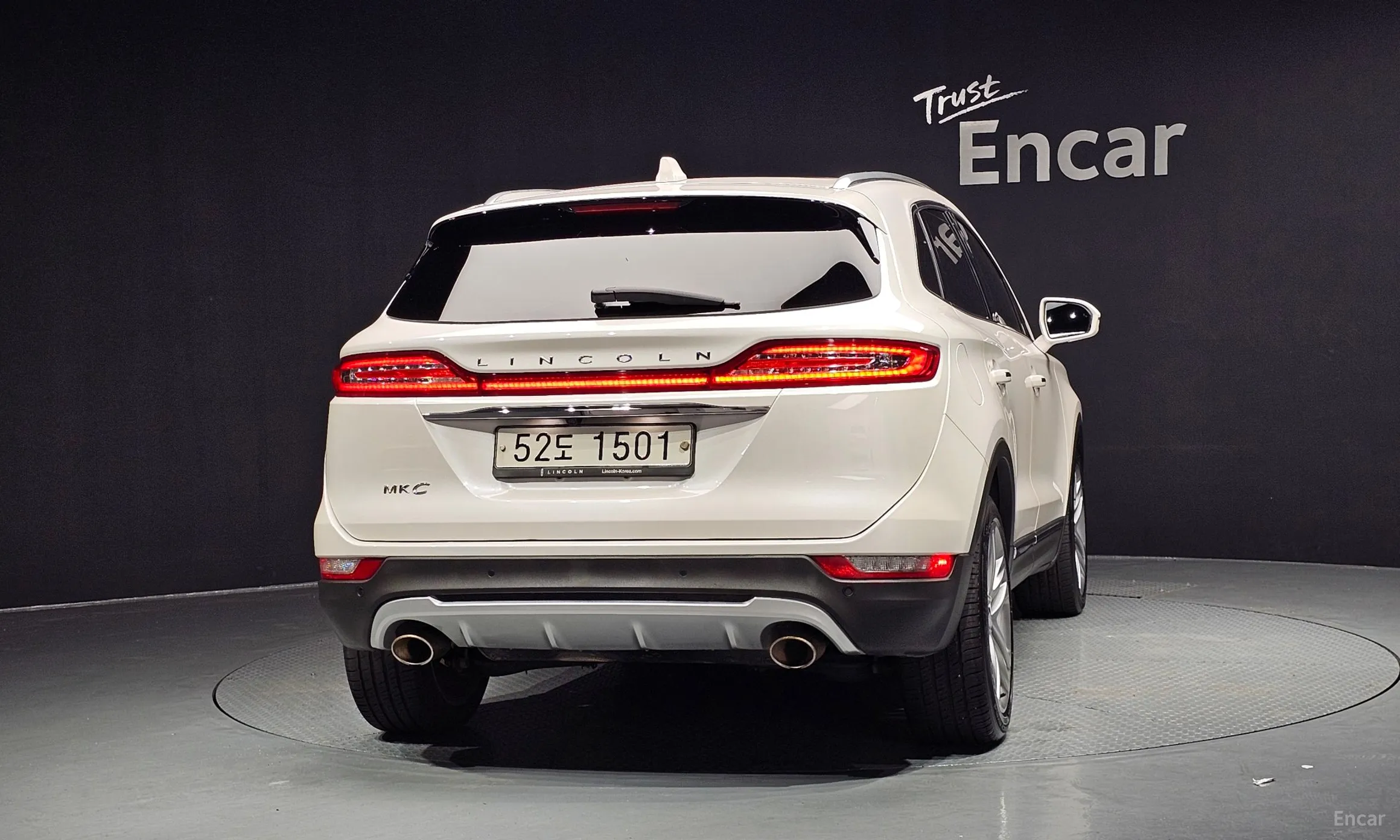Lincoln MKC превью 4