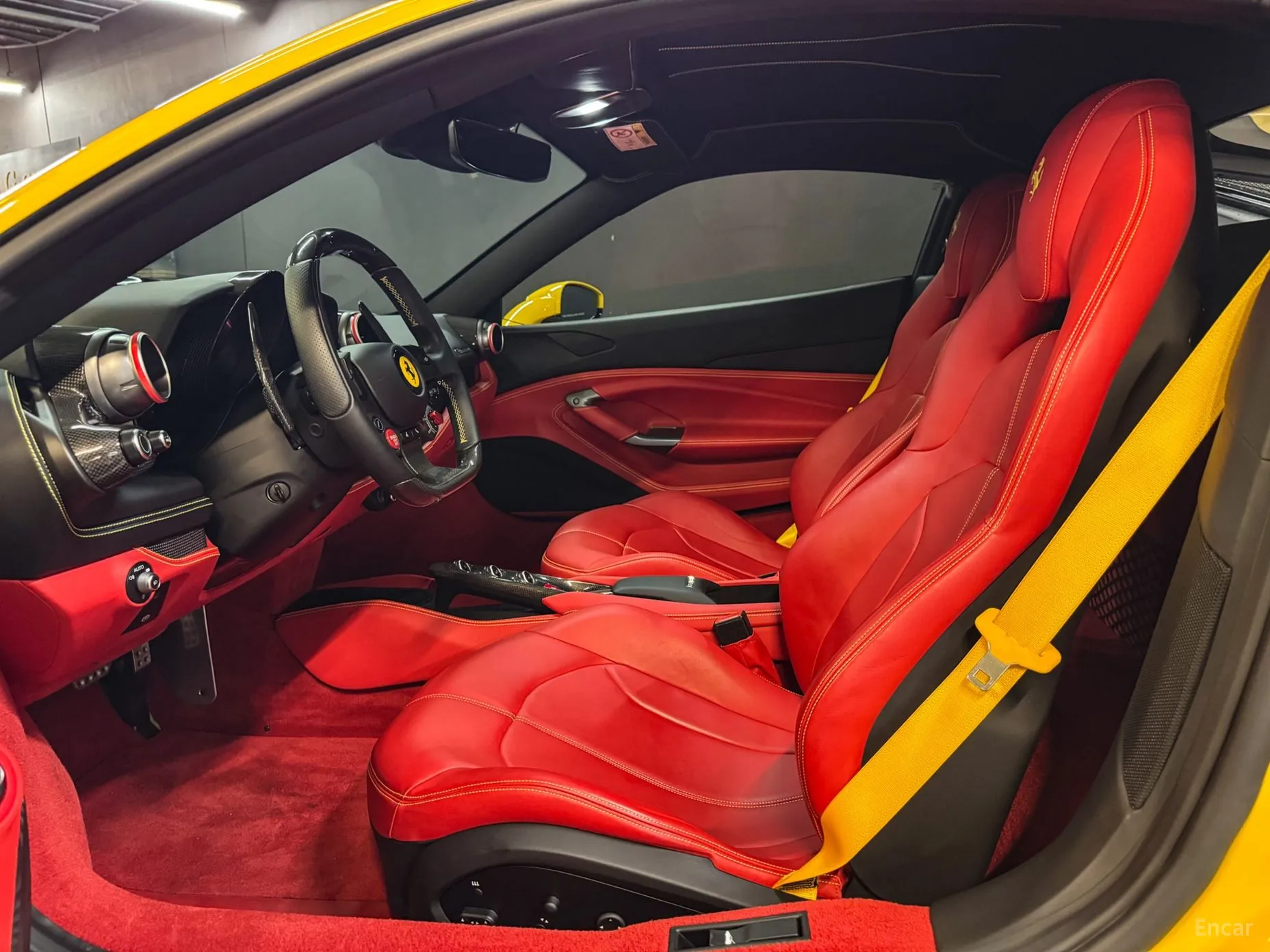Ferrari F8 Tributo превью 5