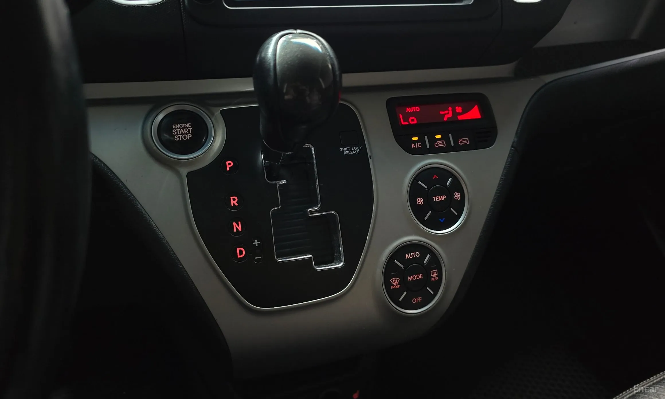 Kia Ray превью 9