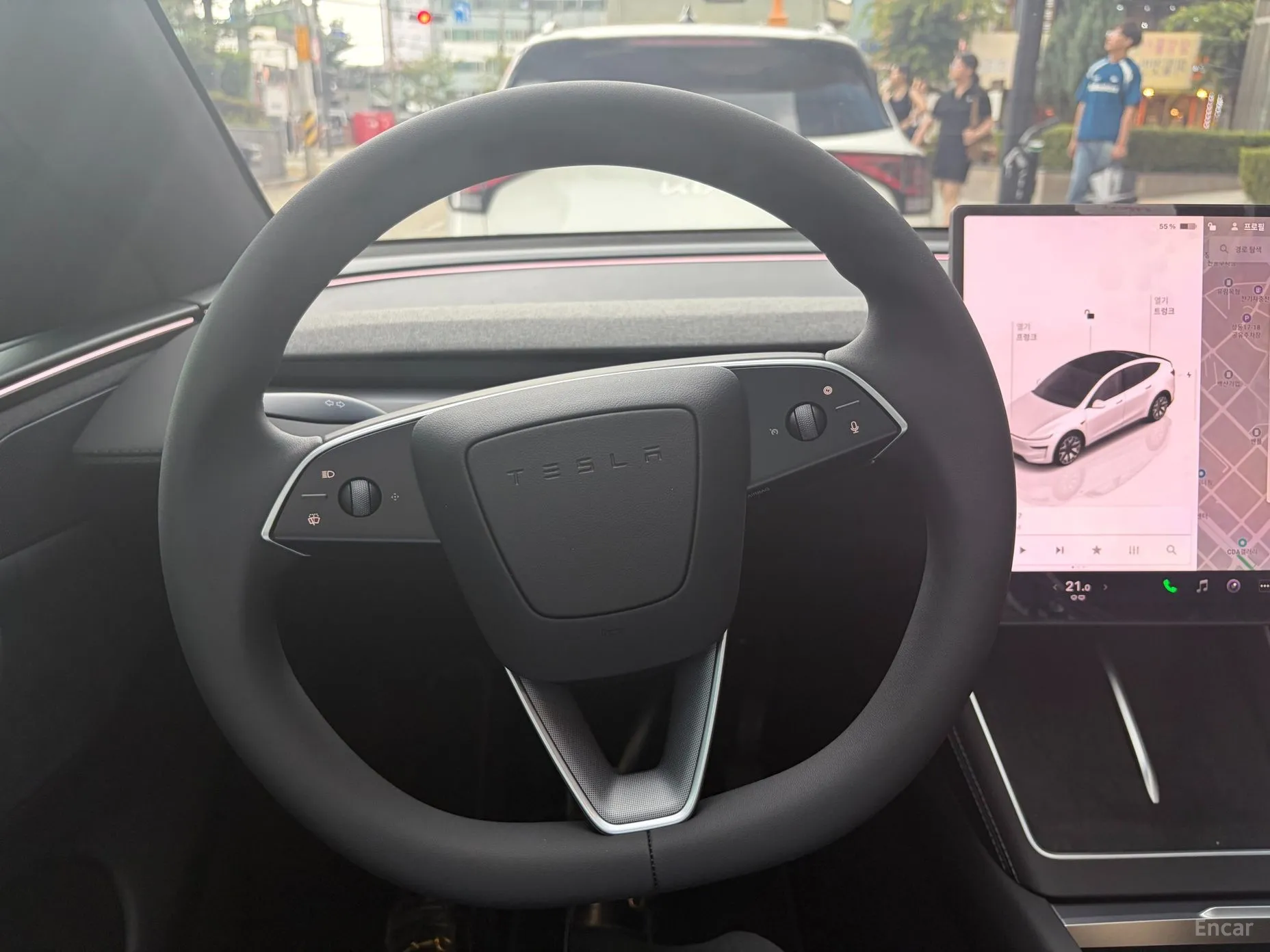 Tesla Model Y превью 12