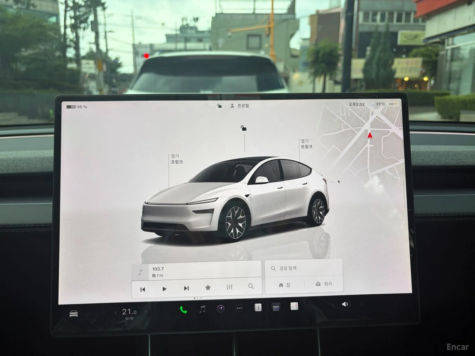 Tesla Model Y превью 15