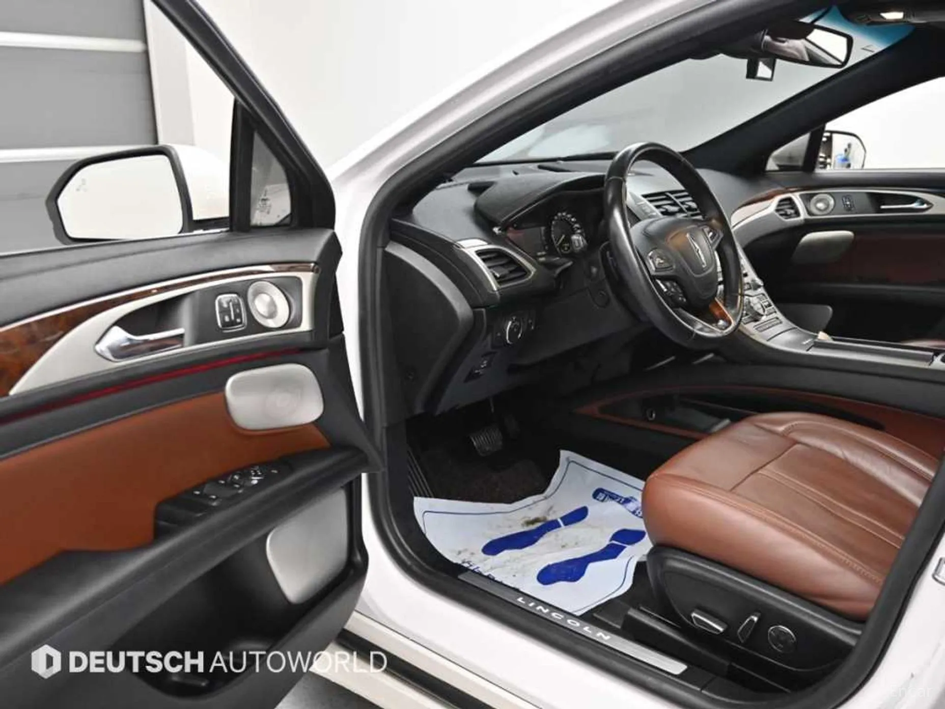 Lincoln New MKZ превью 11