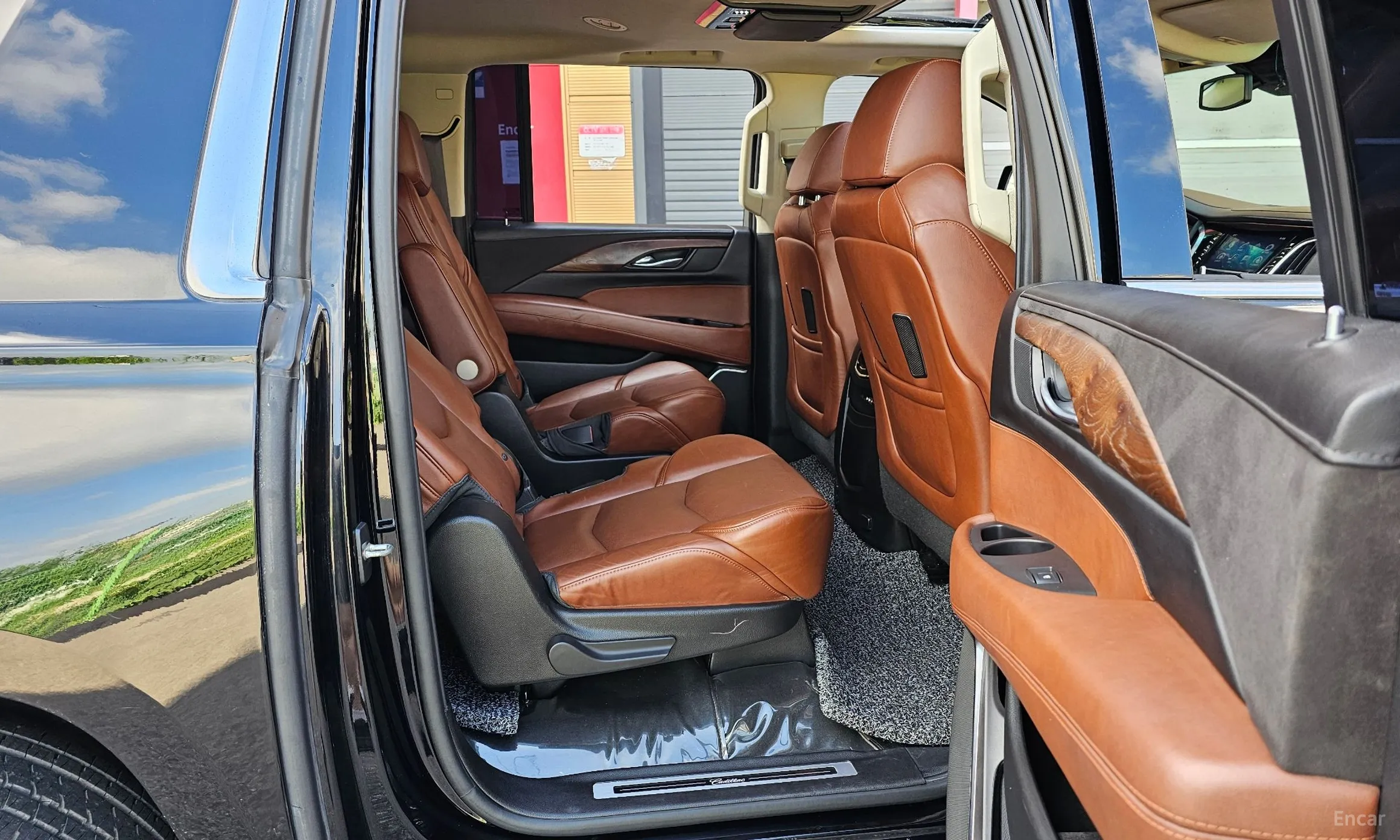 Cadillac Escalade превью 11