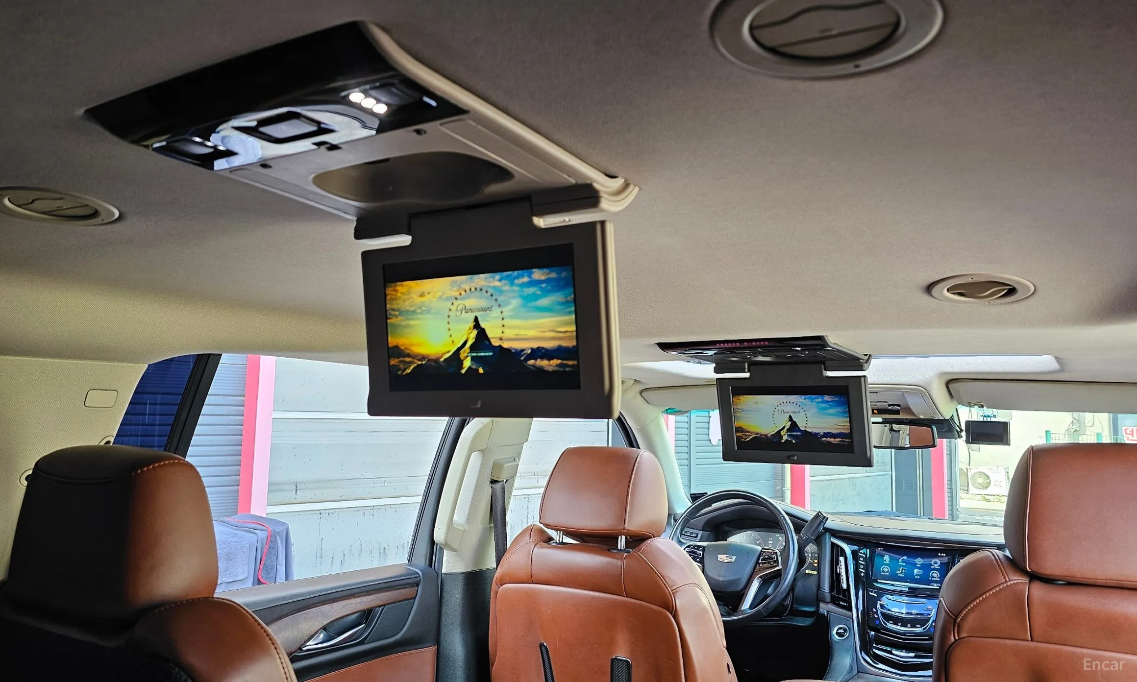 Cadillac Escalade превью 18