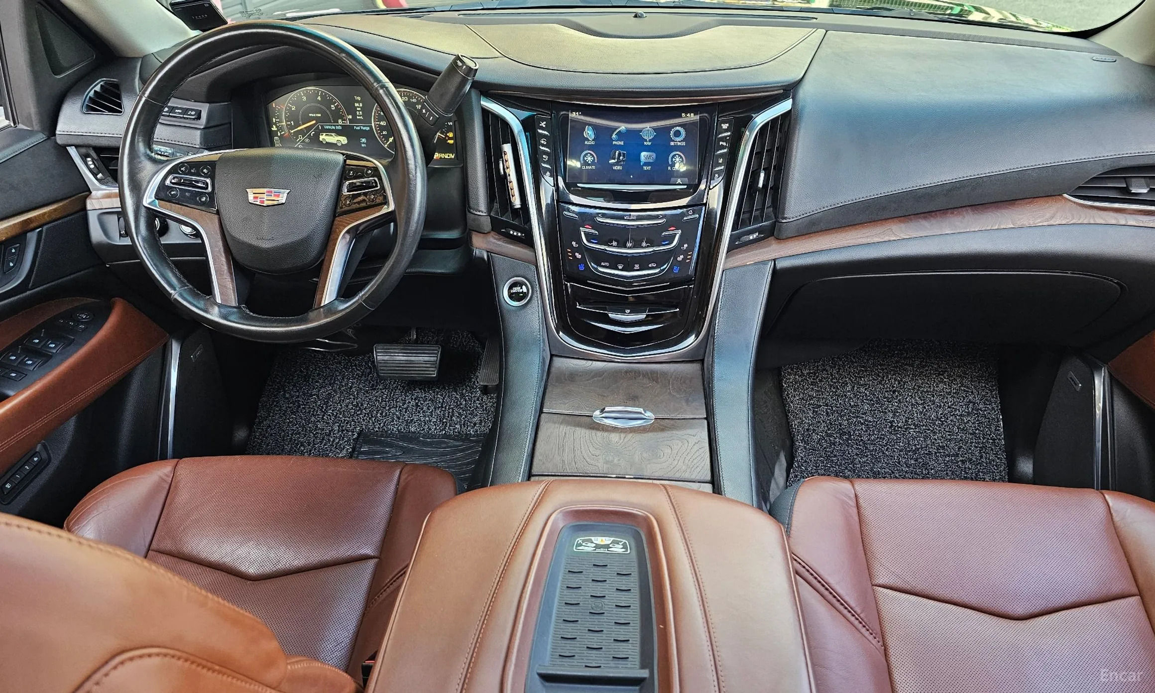 Cadillac Escalade превью 7