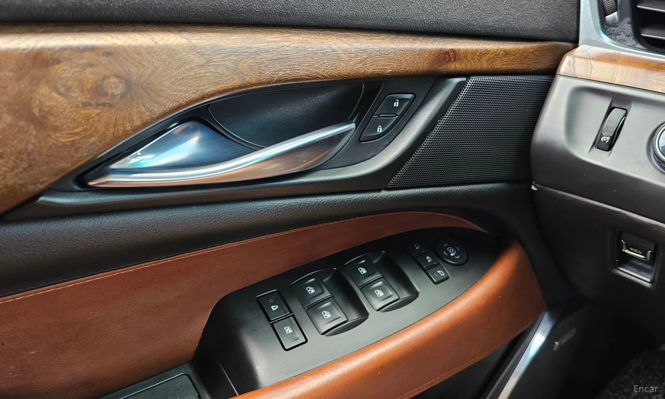 Cadillac Escalade превью 9