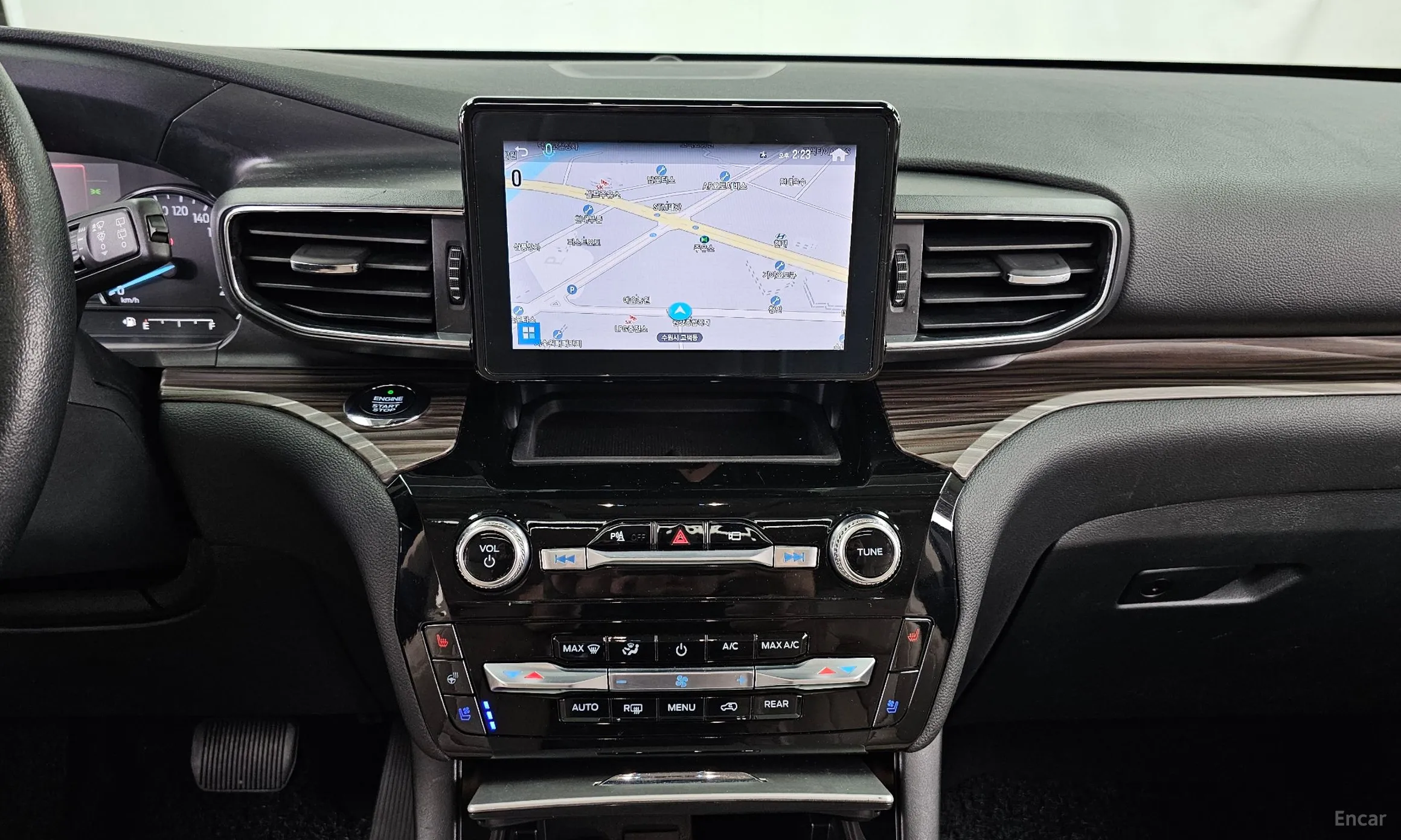 Ford Explorer 6th Generation превью 14