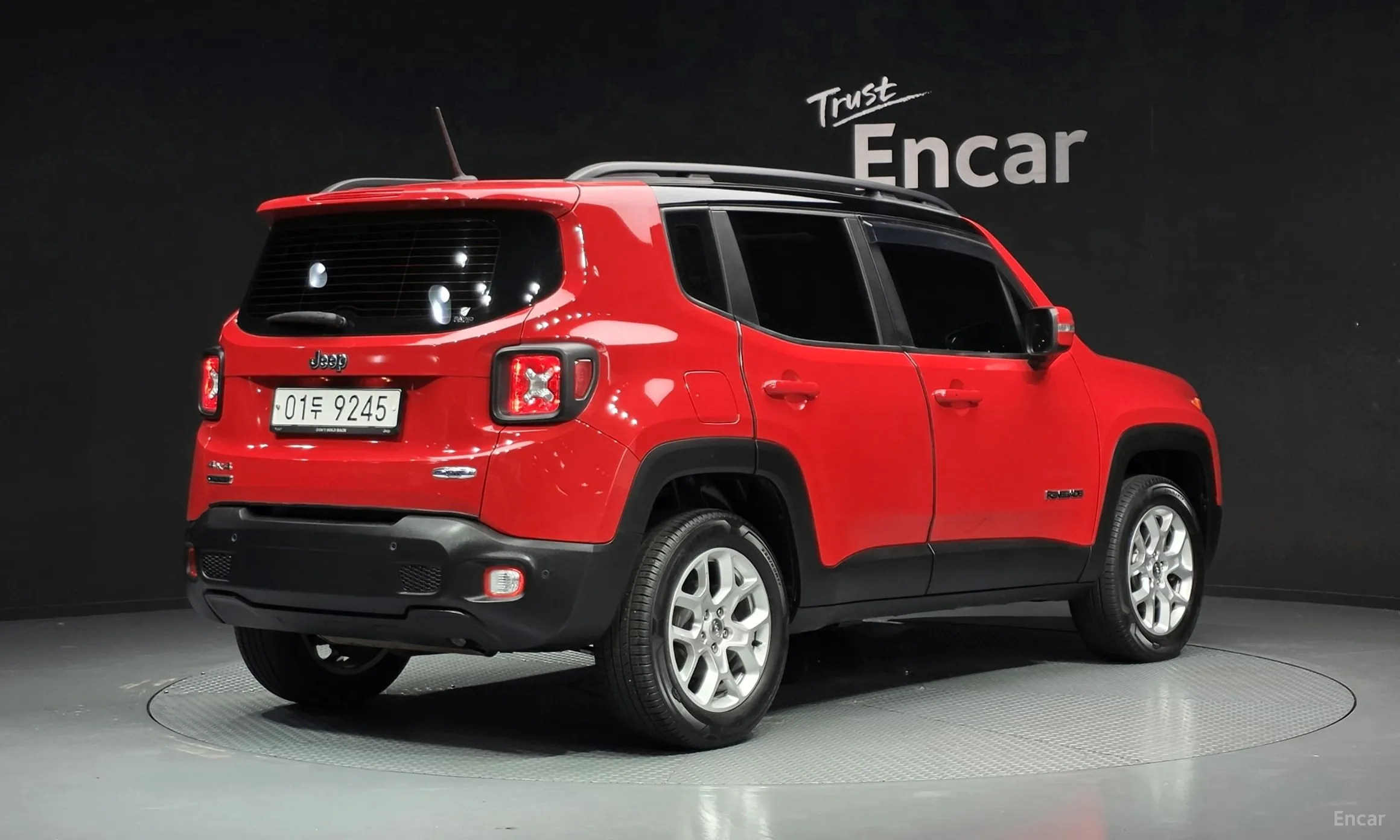 Jeep Renegade превью 2