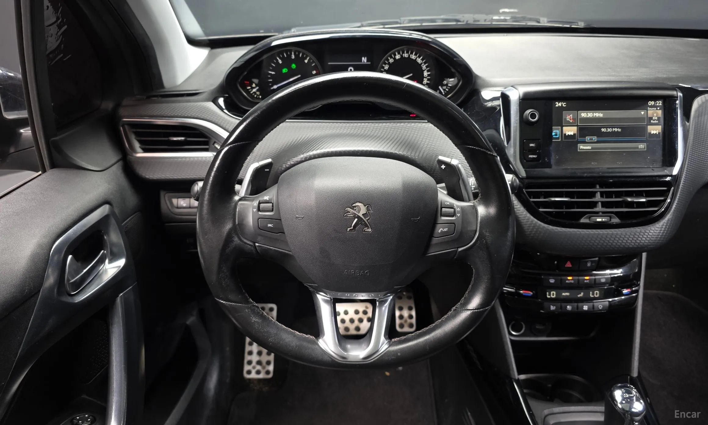 Peugeot 2008. превью 13