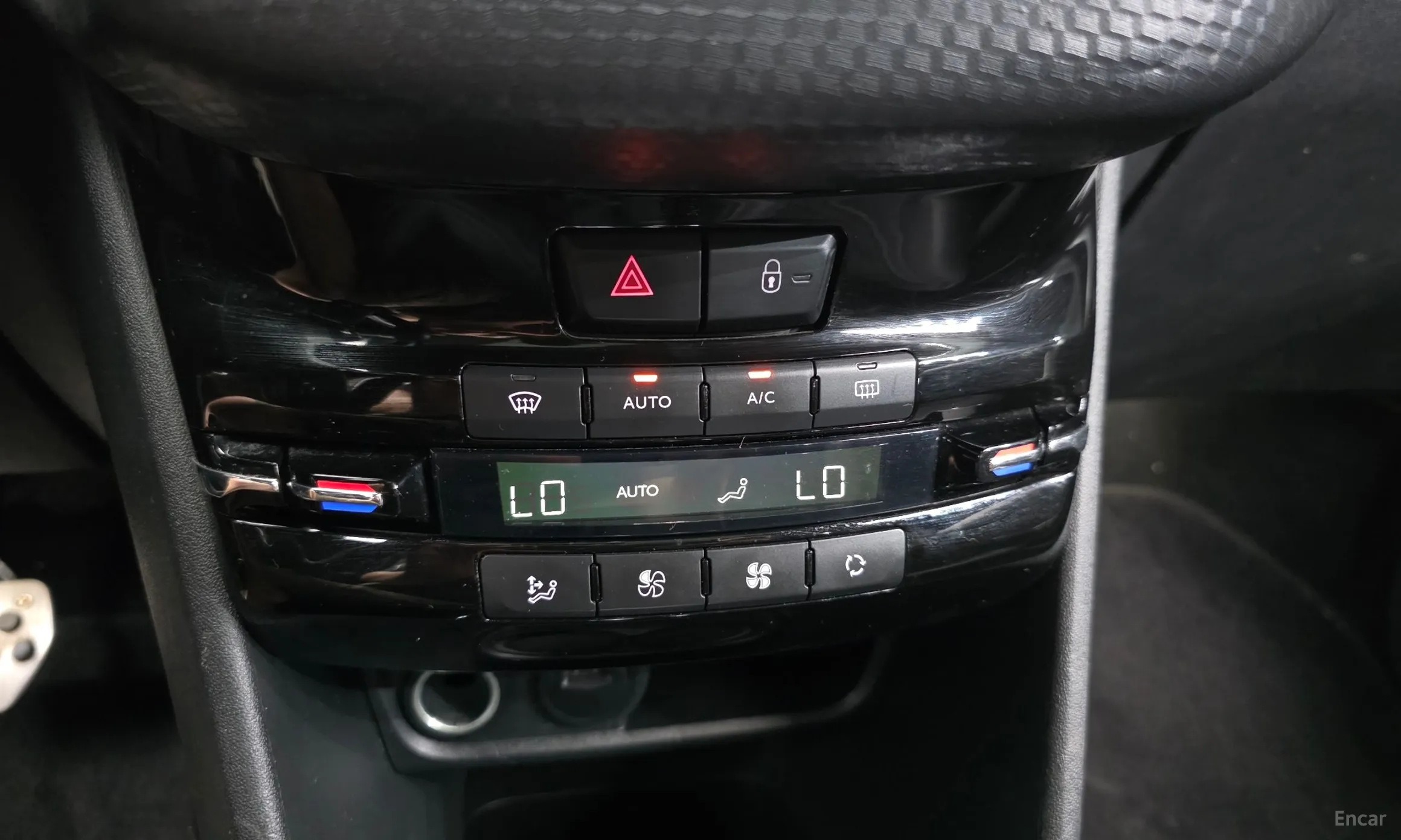 Peugeot 2008. превью 16