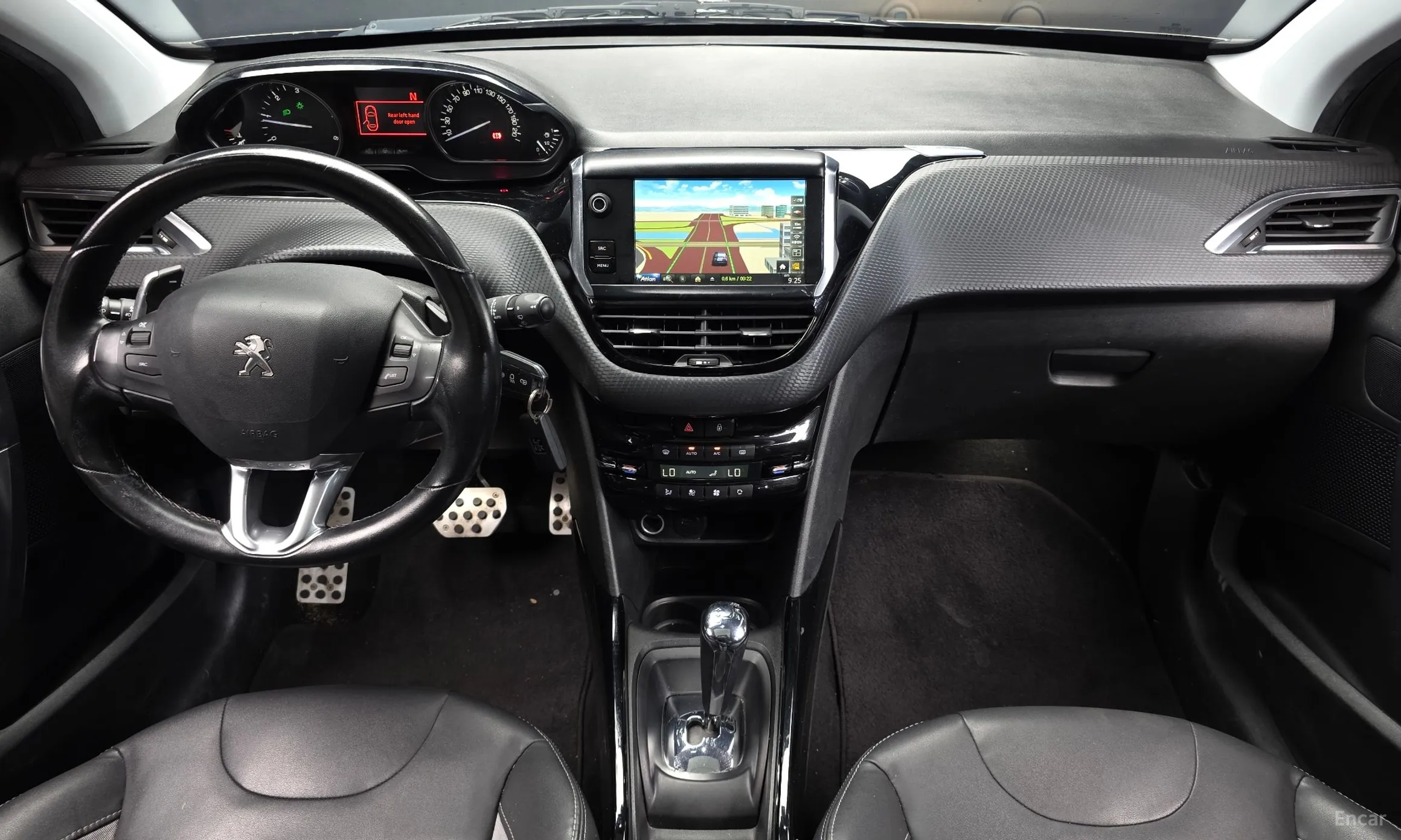 Peugeot 2008. превью 7