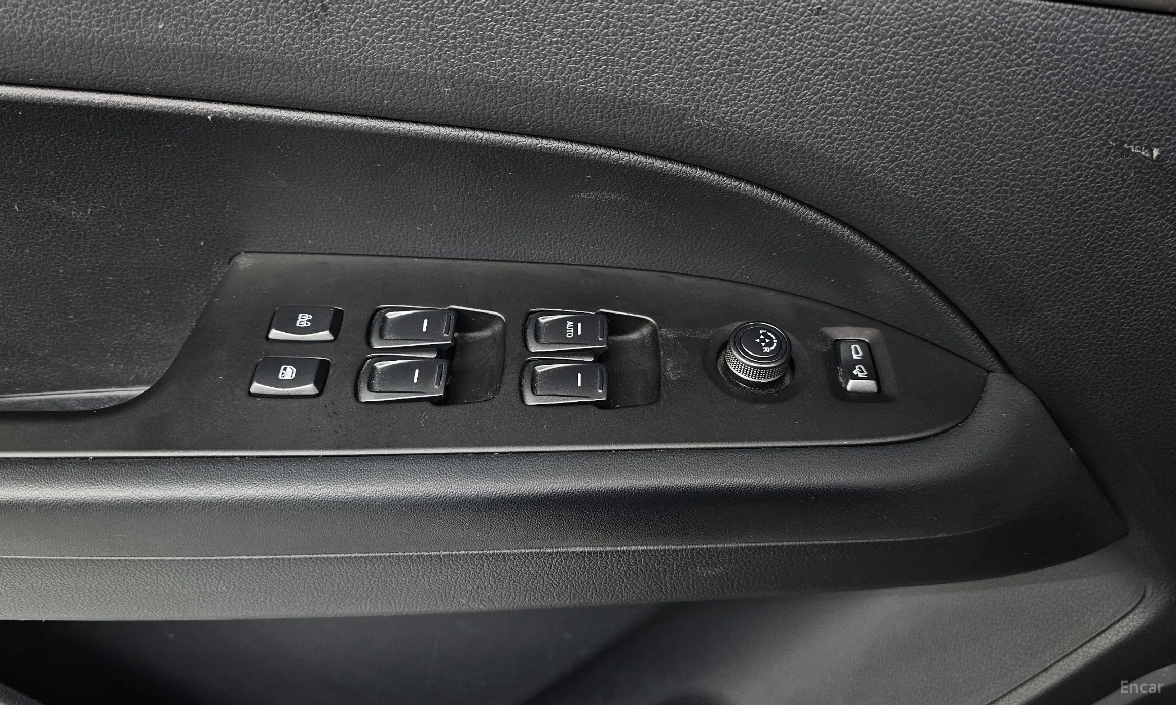 KG Mobility (SsangYong) Rexton Sports превью 17