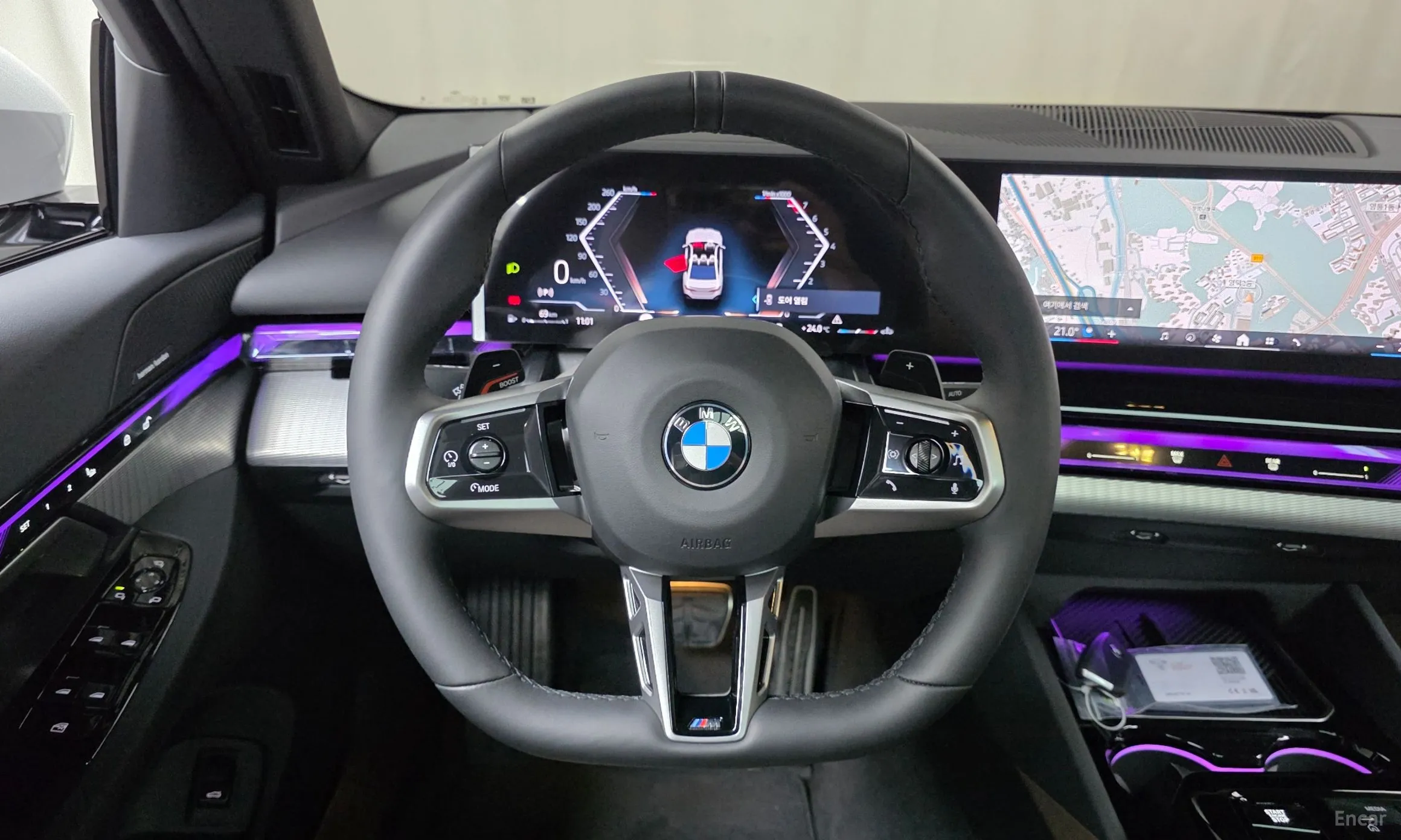 BMW 5 Series (G60) превью 16