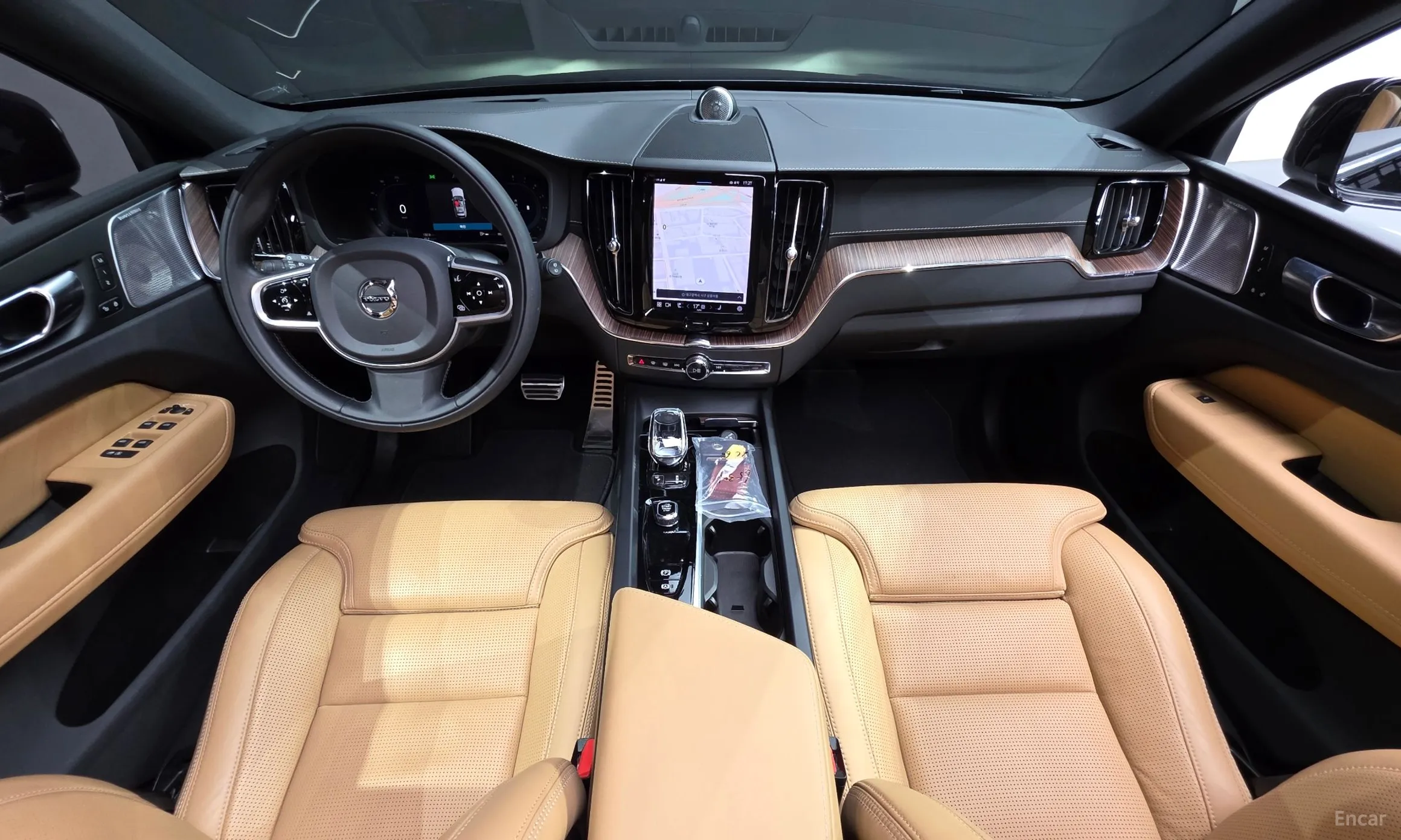 Volvo XC60 Gen 2 превью 7