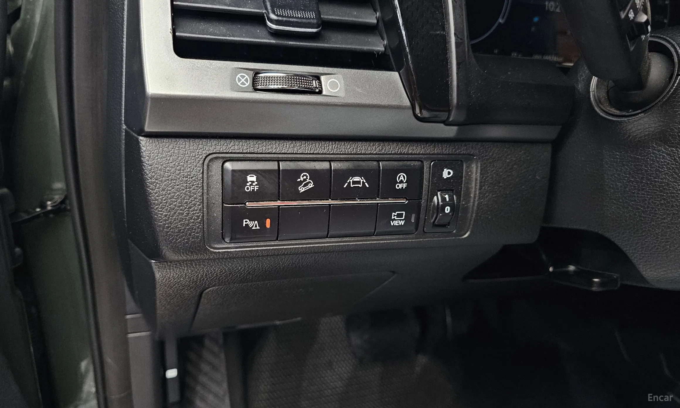 KG Mobility (SsangYong) Rexton Sports Khan превью 16