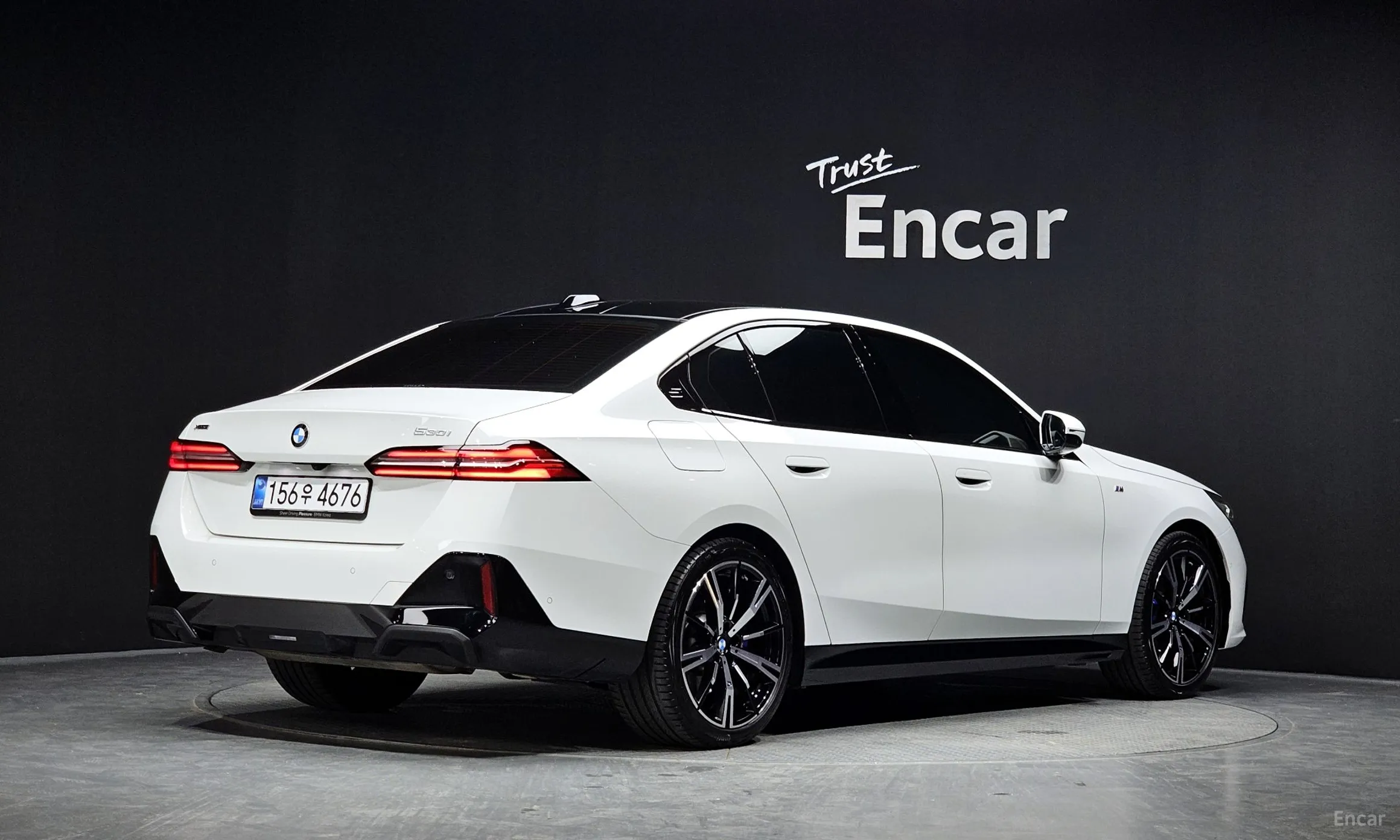 BMW 5 Series (G60)