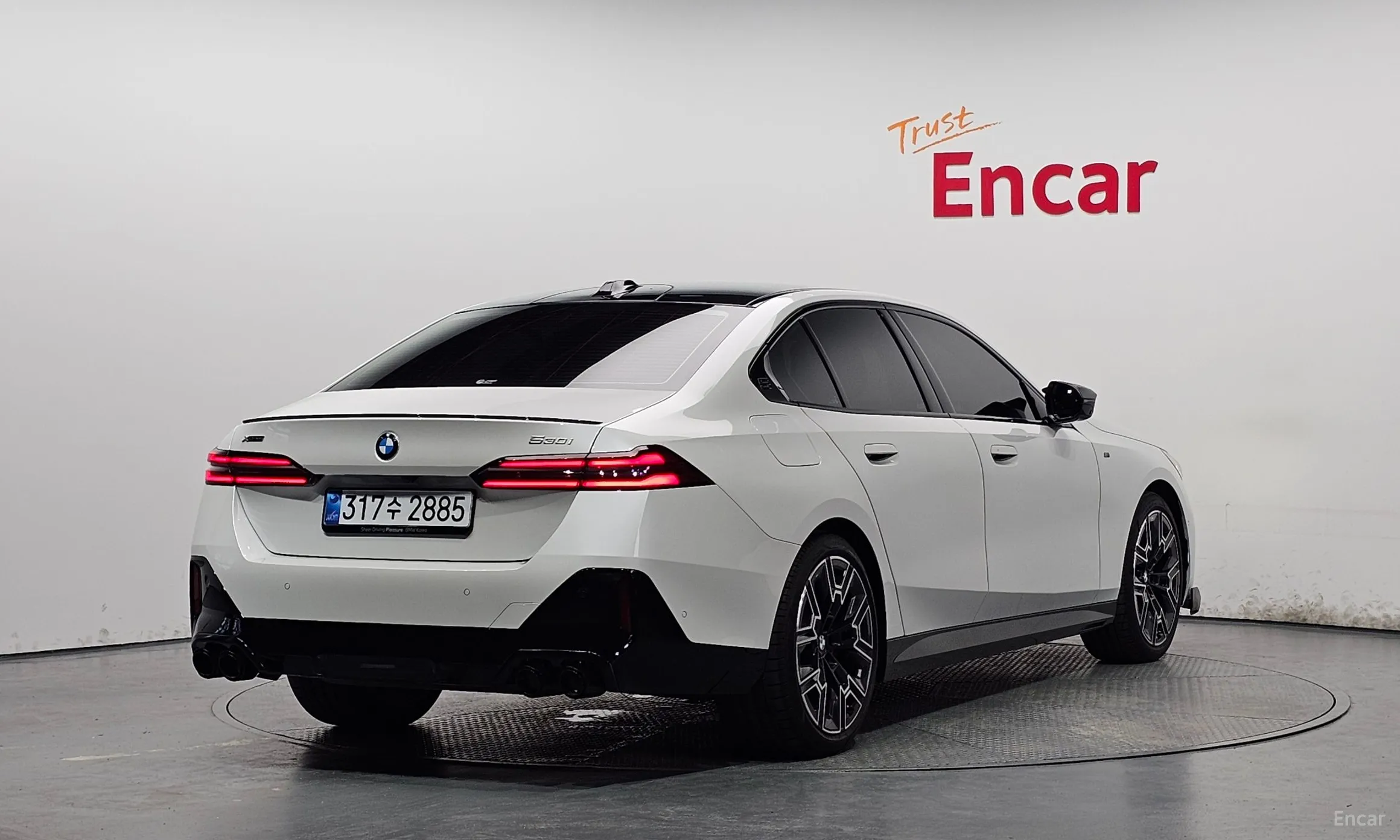 BMW 5 Series (G60)