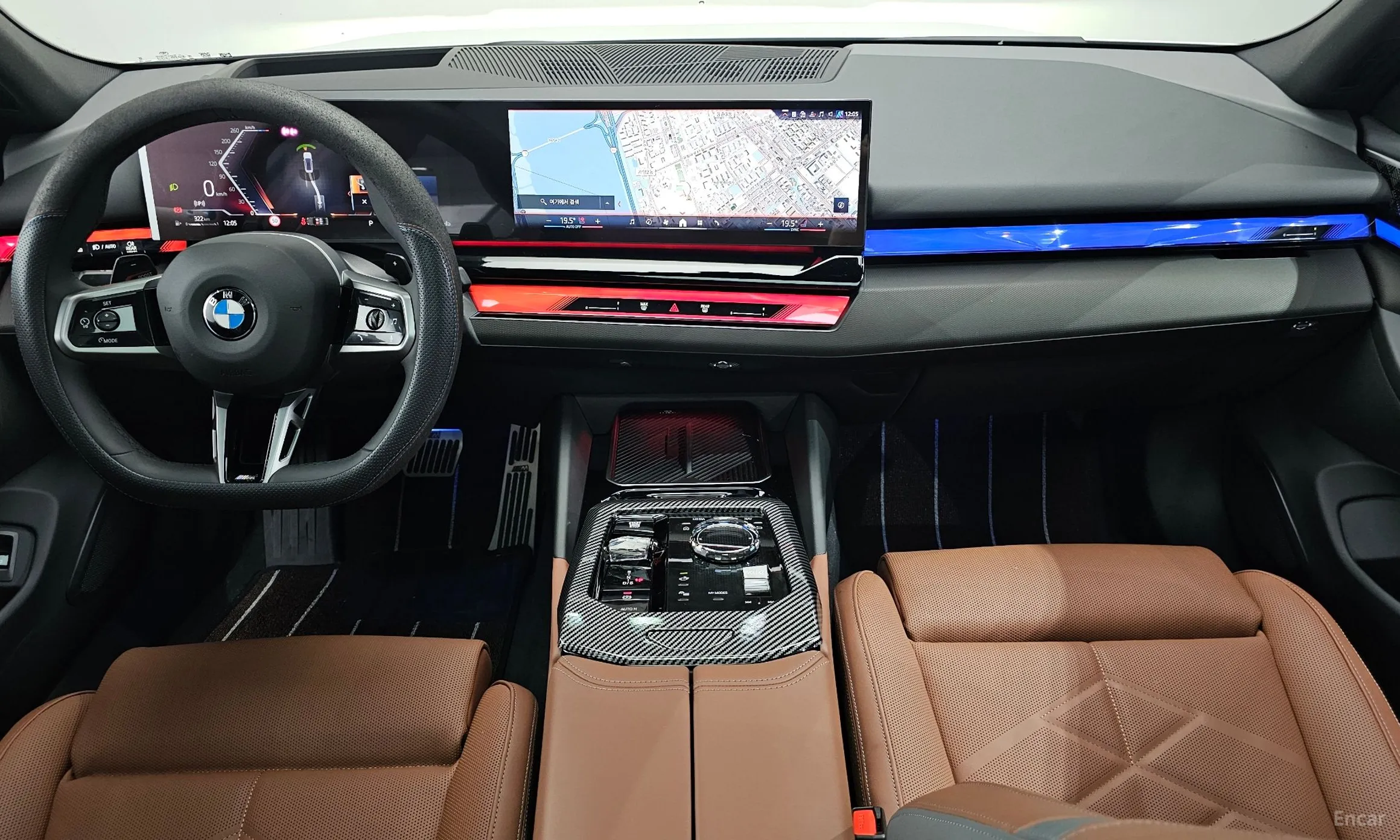 BMW 5 Series (G60) превью 7