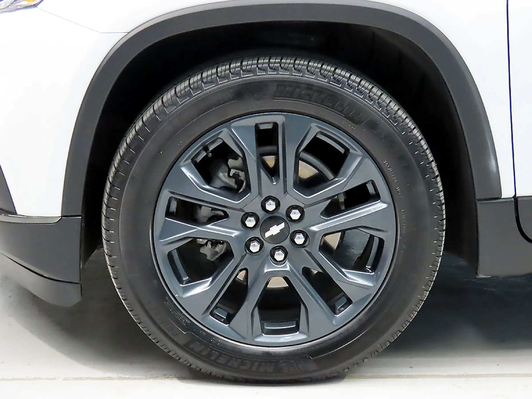 Chevrolet (GM Daewoo) Traverse превью 5