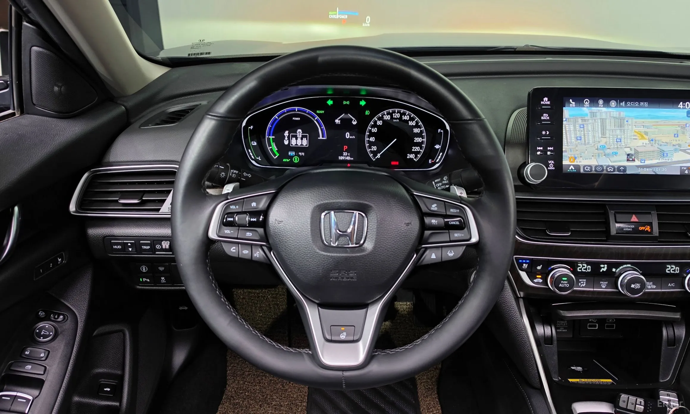 Honda Accord 10th Generation превью 12