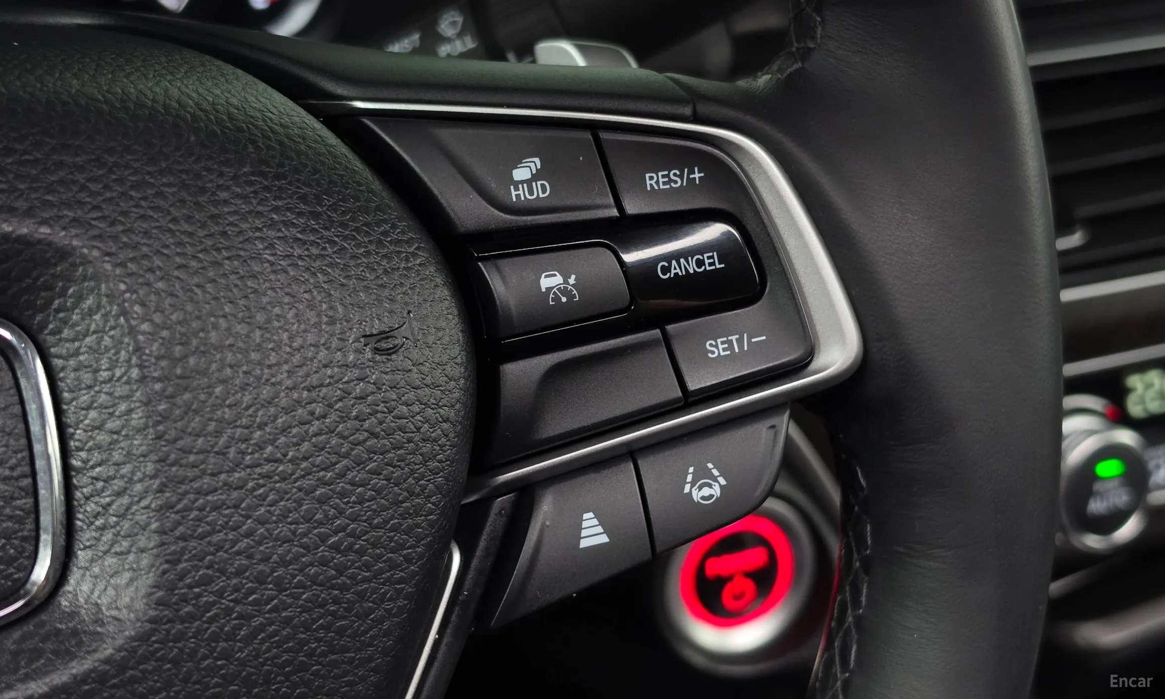 Honda Accord 10th Generation превью 13