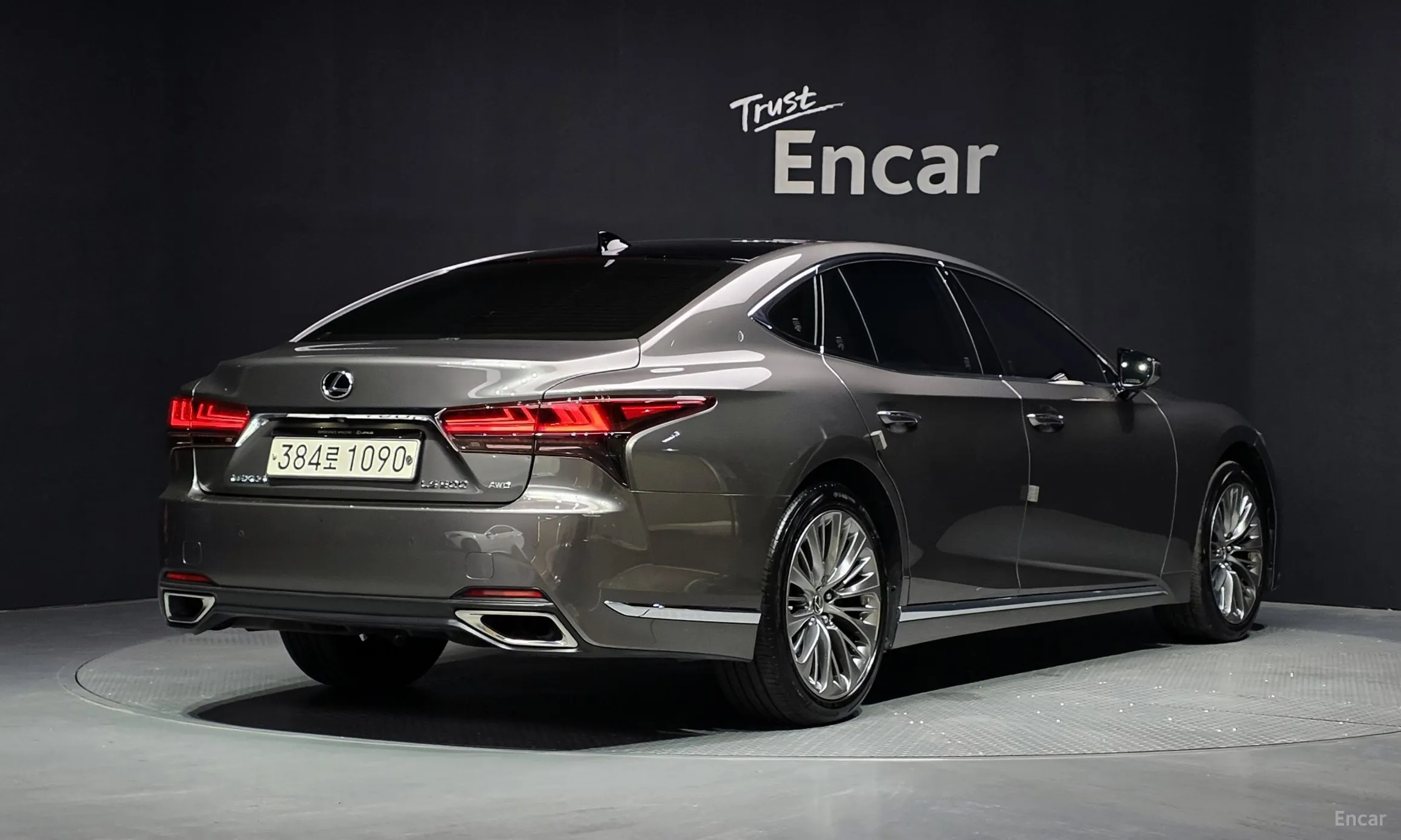 Lexus LS500 5th Generation