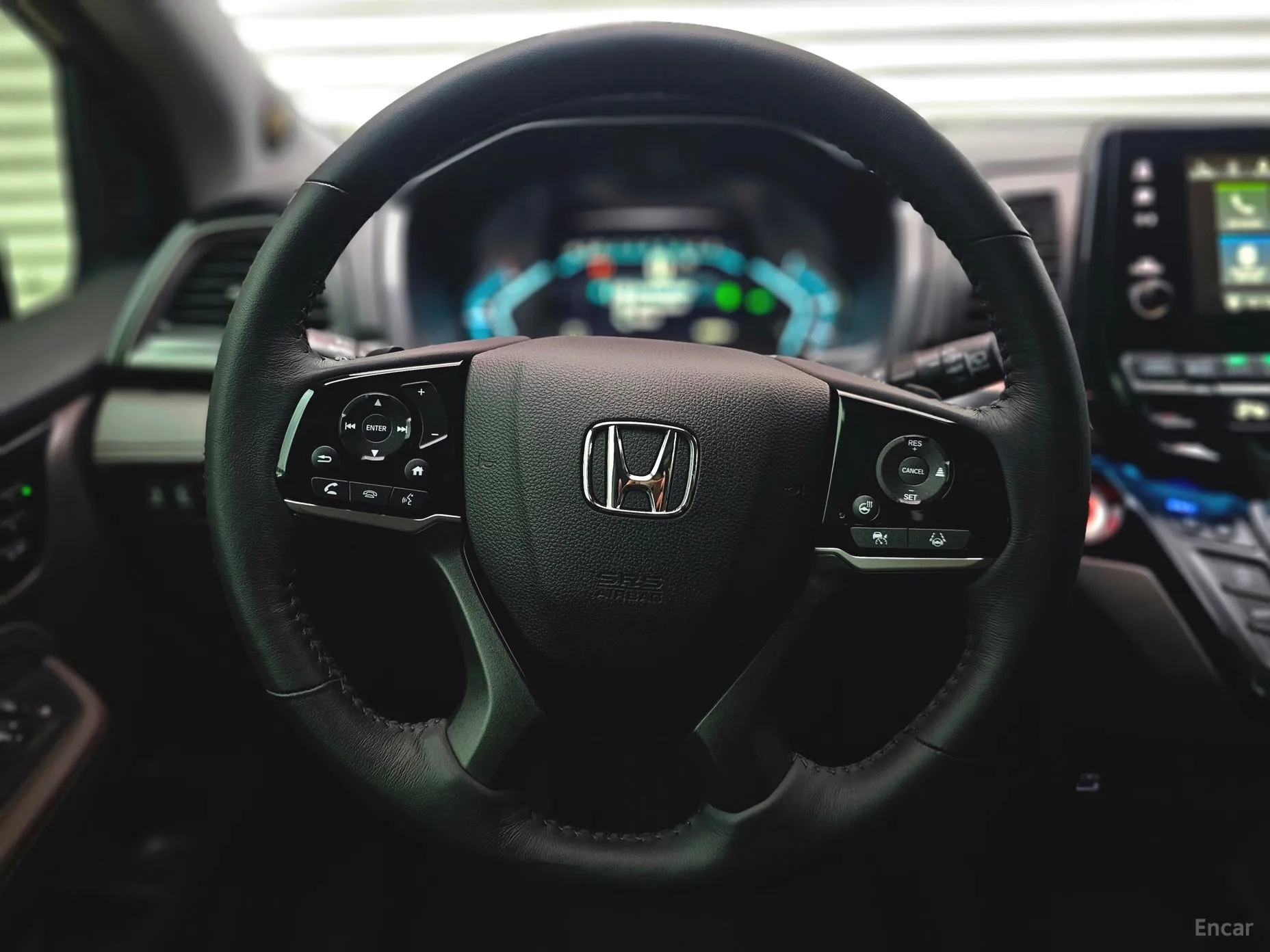 Honda Odyssey превью 10