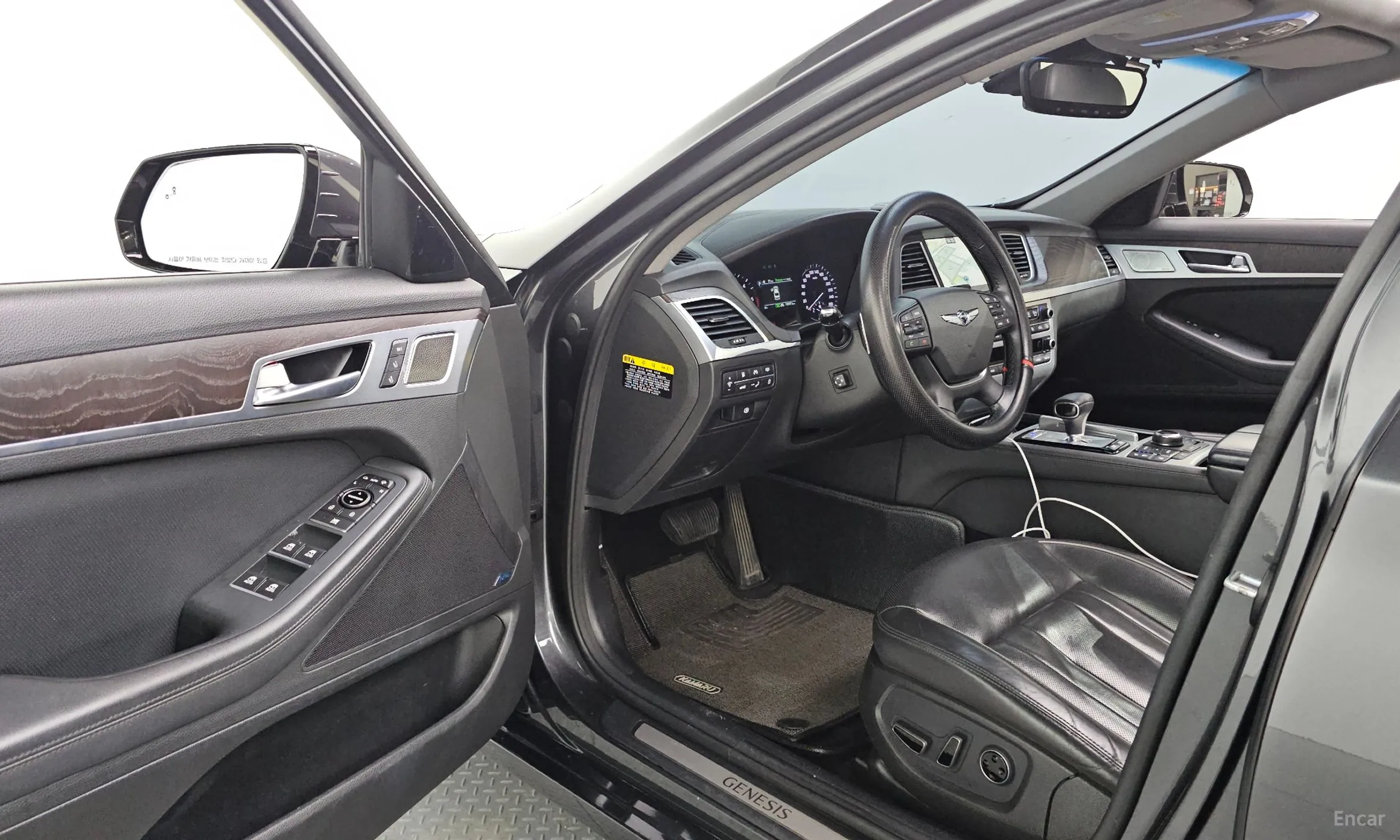 Genesis G80 превью 10
