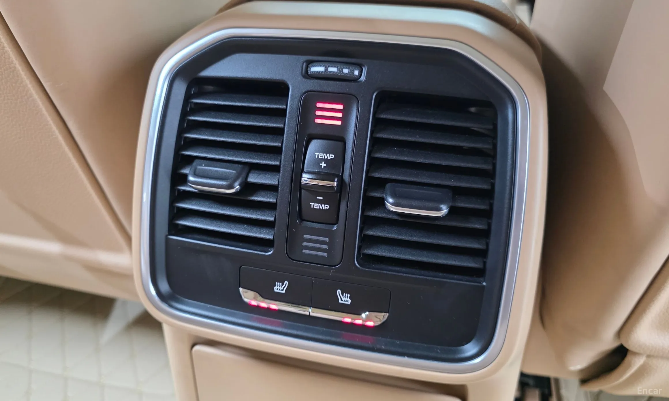 Porsche Macan превью 18