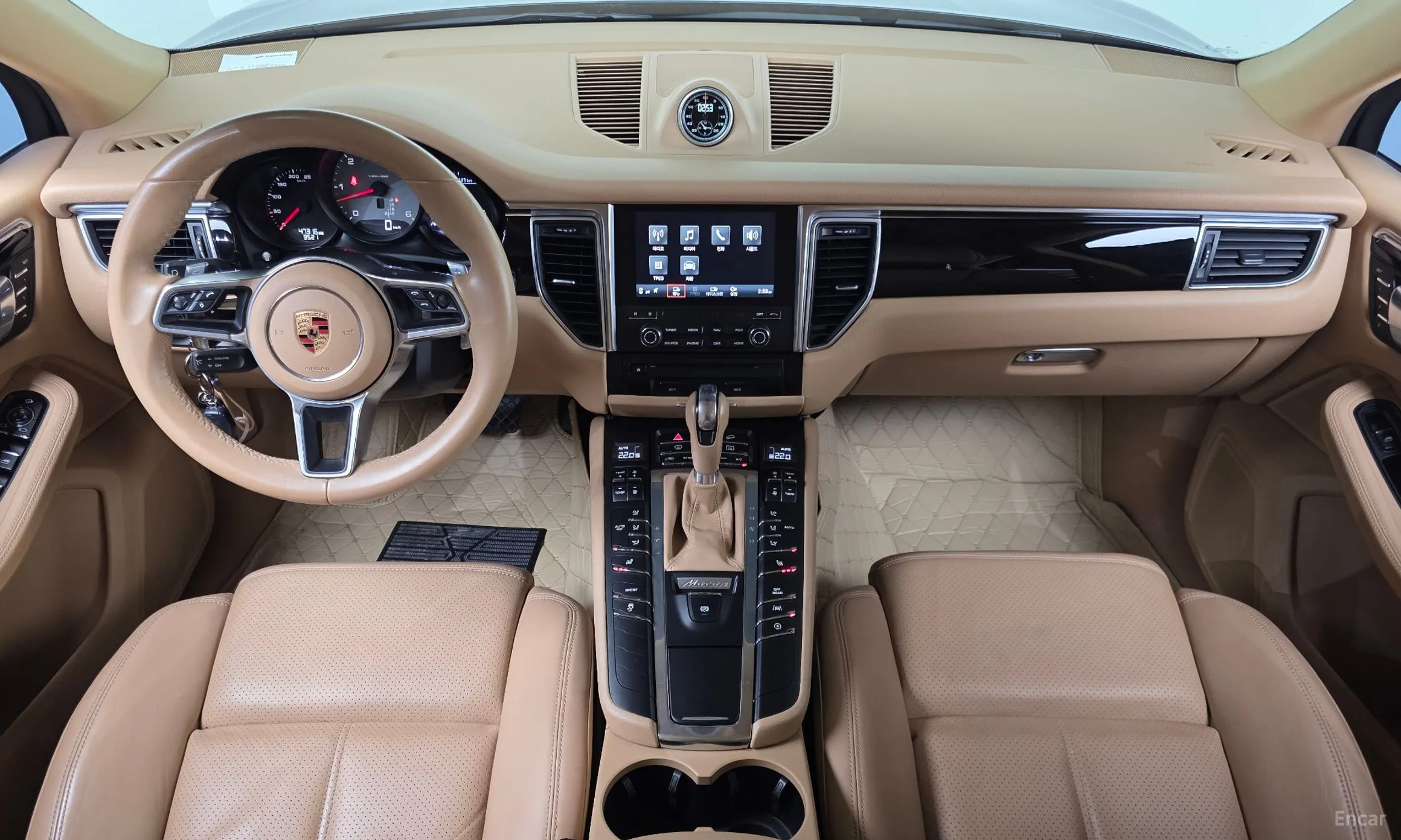 Porsche Macan превью 7