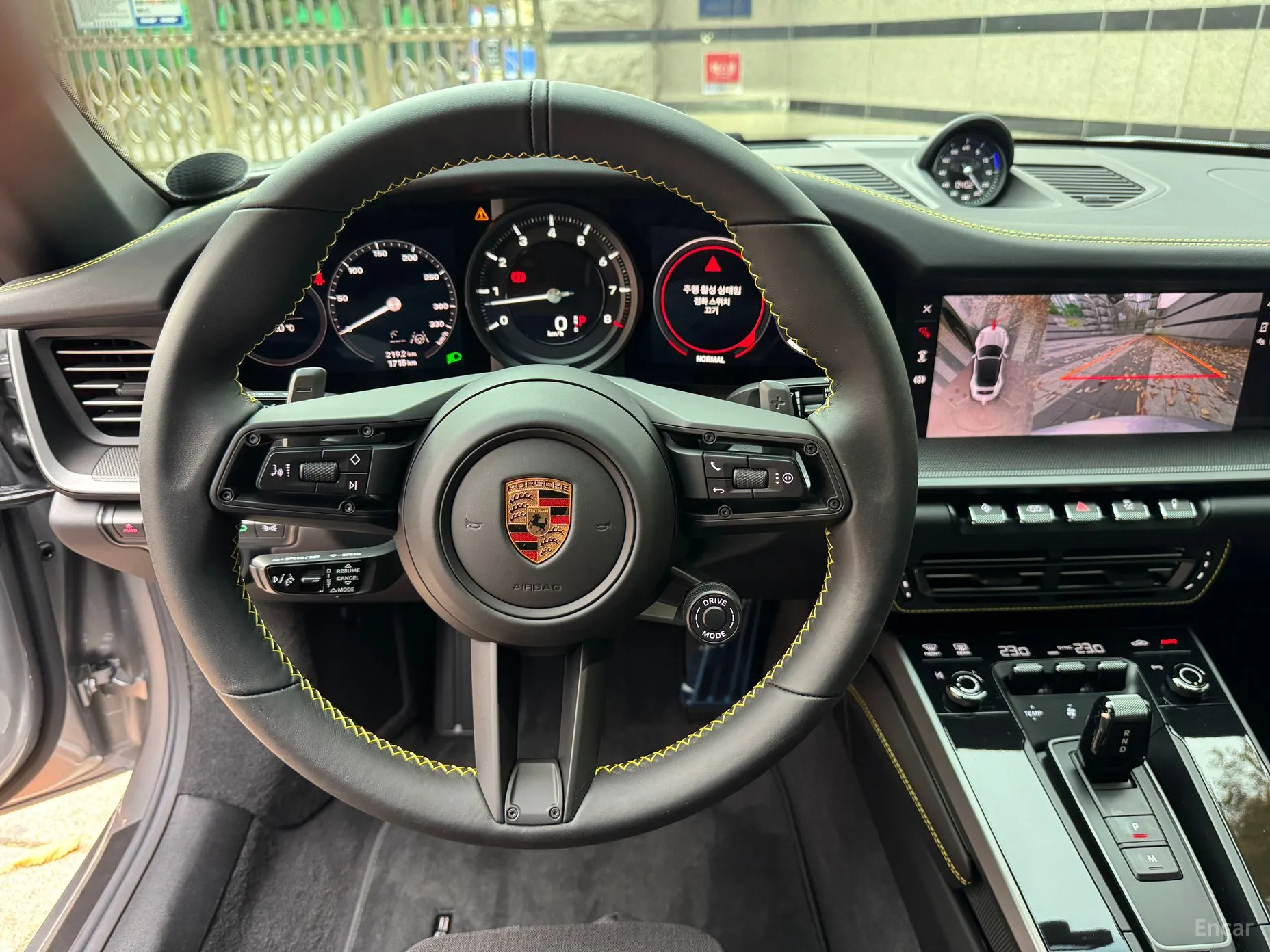 Porsche 911 (992) превью 6