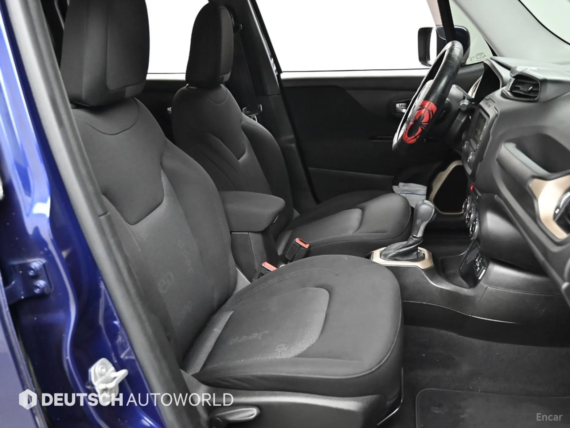 Jeep Renegade превью 10