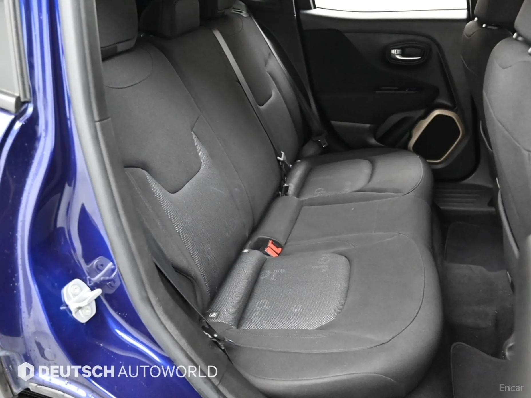 Jeep Renegade превью 12