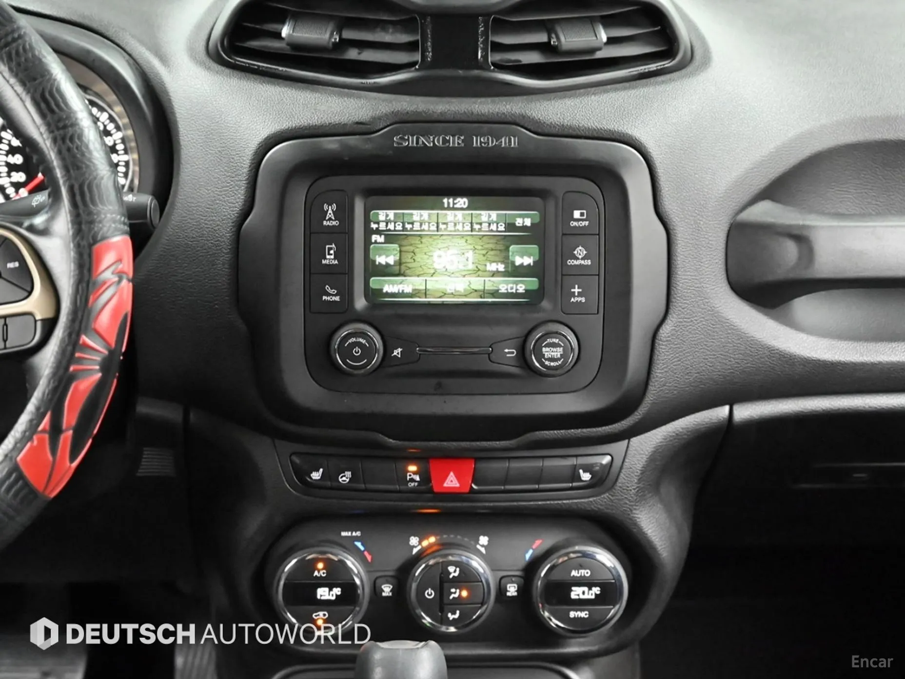 Jeep Renegade превью 14