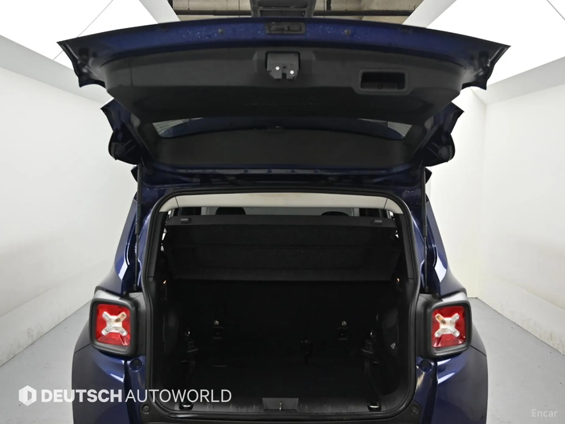 Jeep Renegade превью 19
