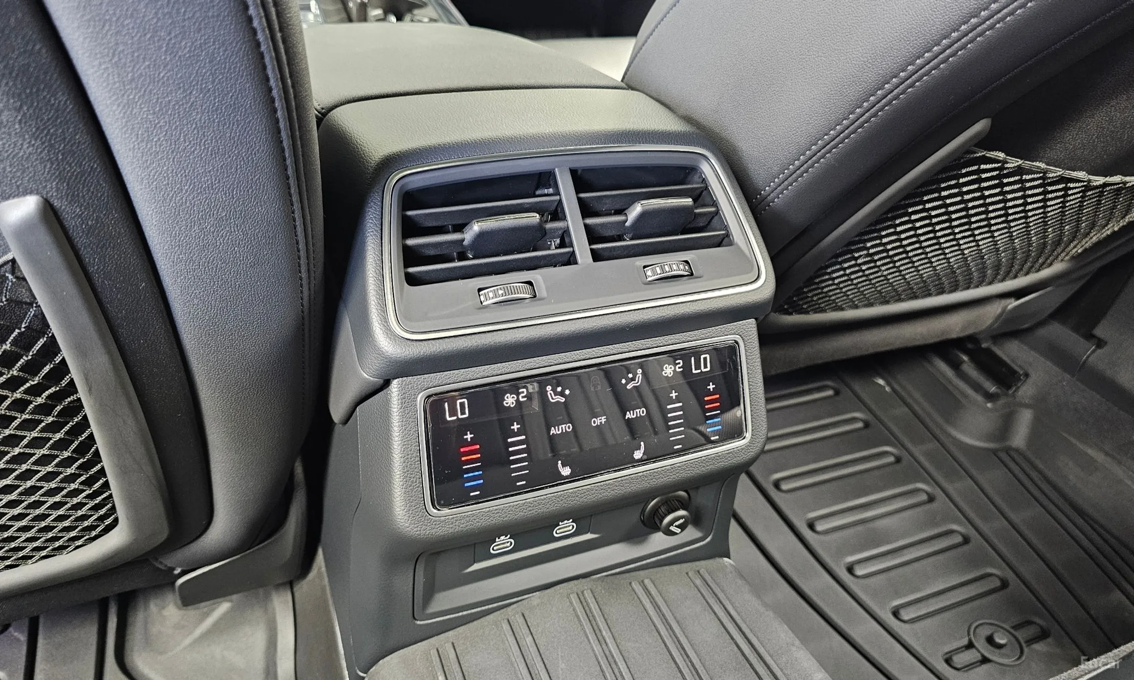 Audi A6 (C8) превью 19