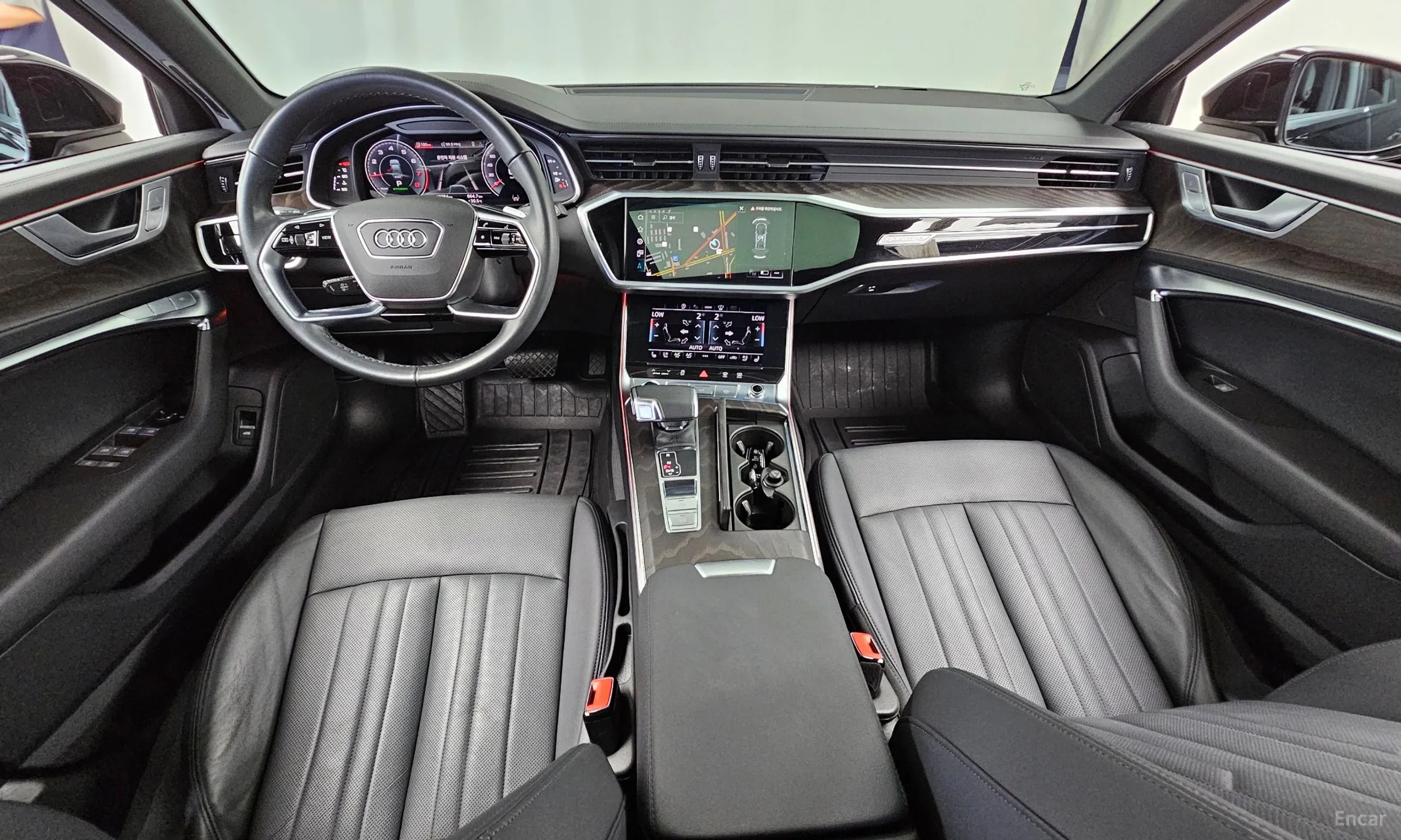 Audi A6 (C8) превью 7