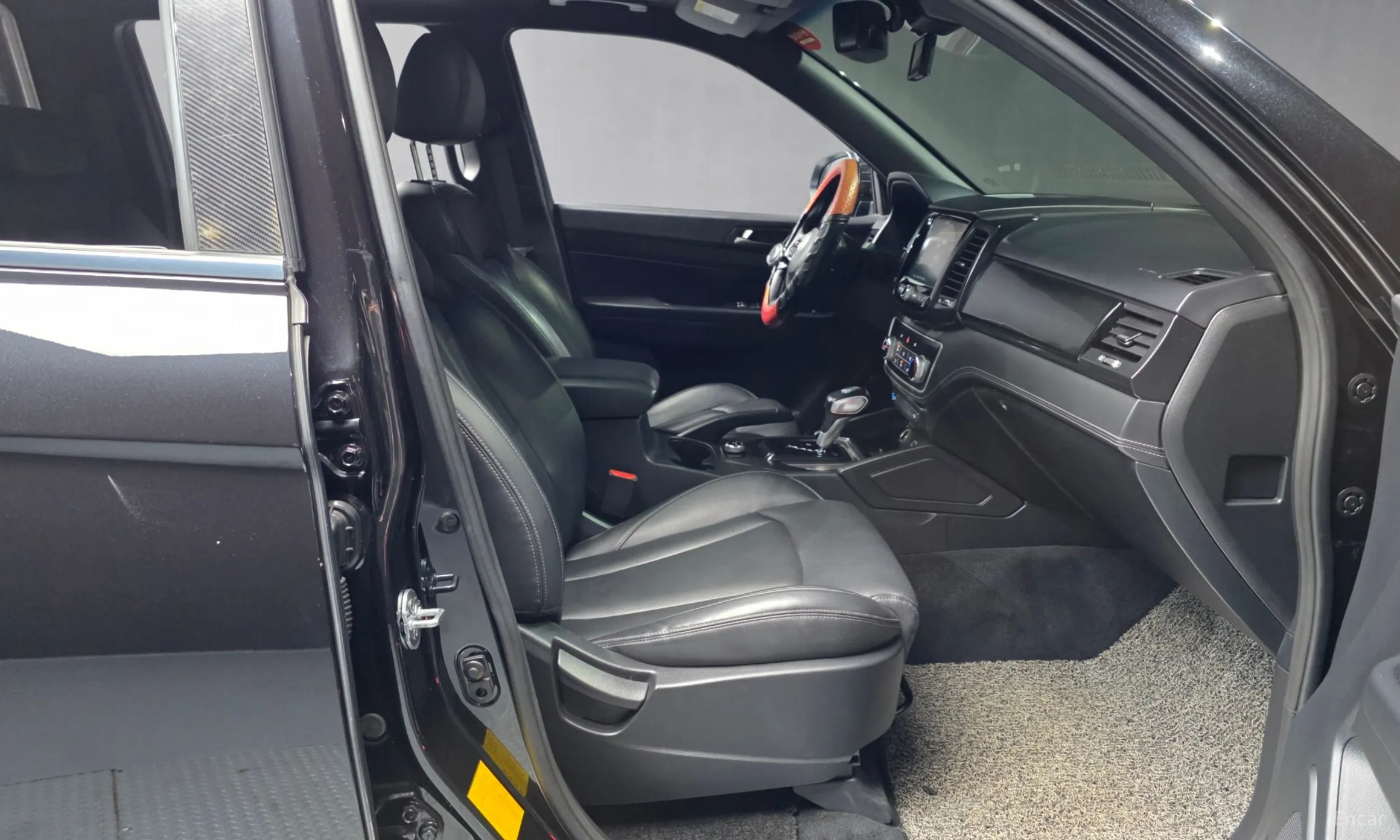 KG Mobility (SsangYong) Rexton Sports Khan превью 11