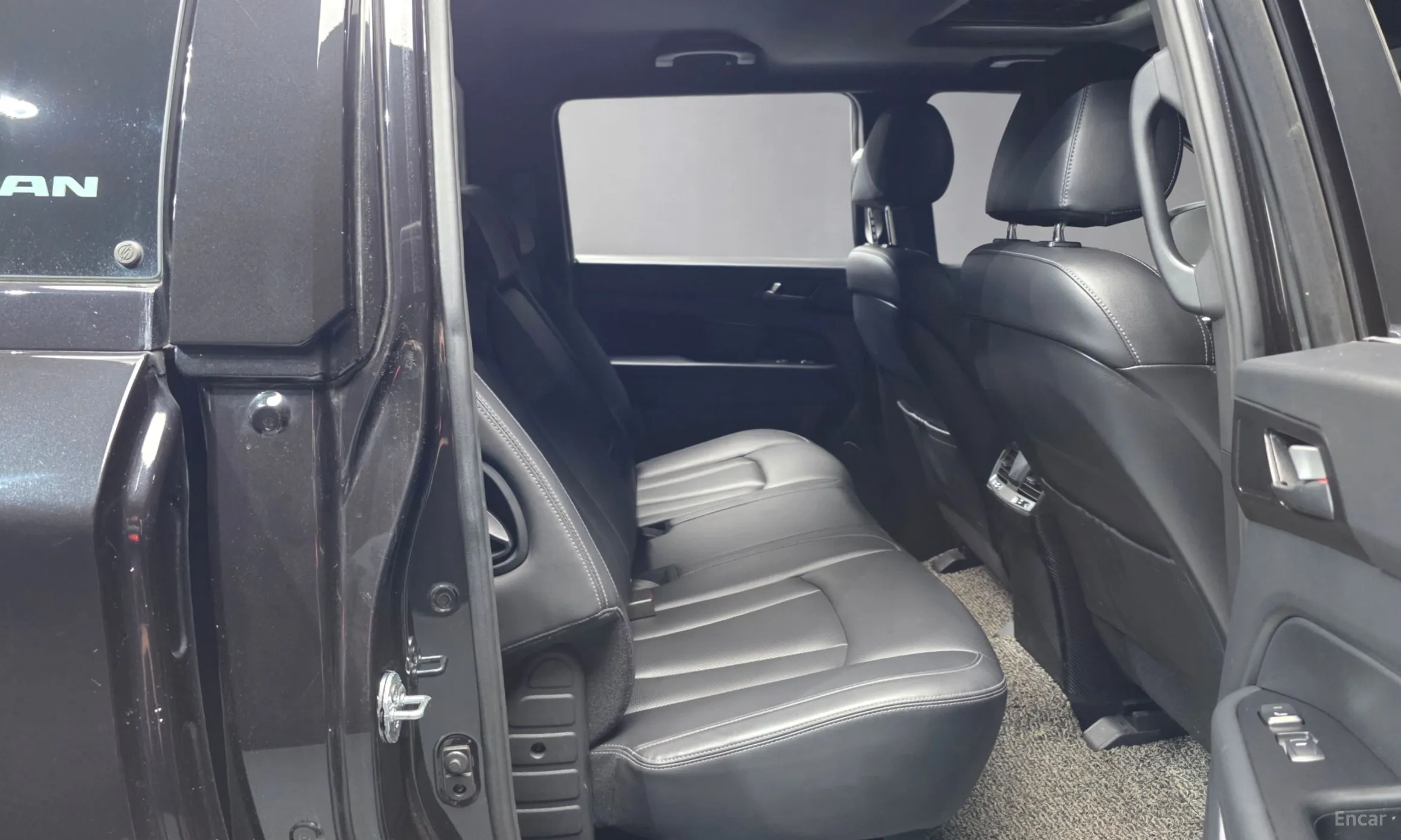 KG Mobility (SsangYong) Rexton Sports Khan превью 12
