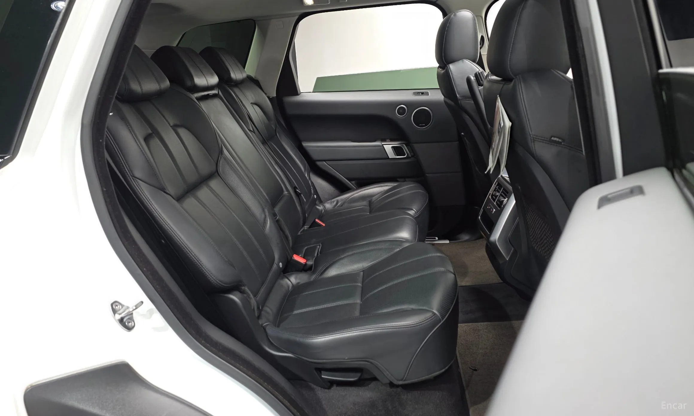 Land Rover Range Rover Sport 2nd Generation превью 12