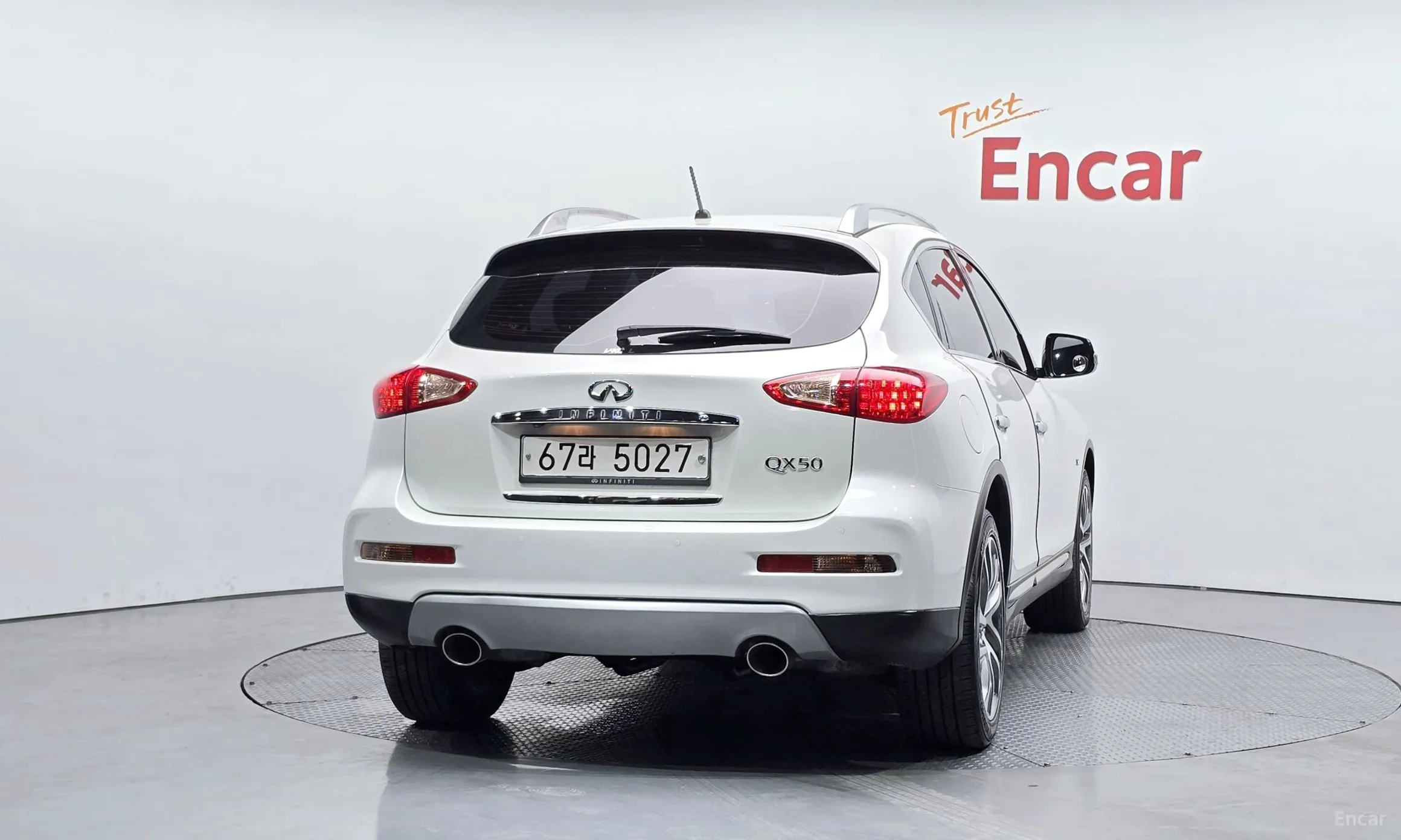 Infiniti QX50 превью 4