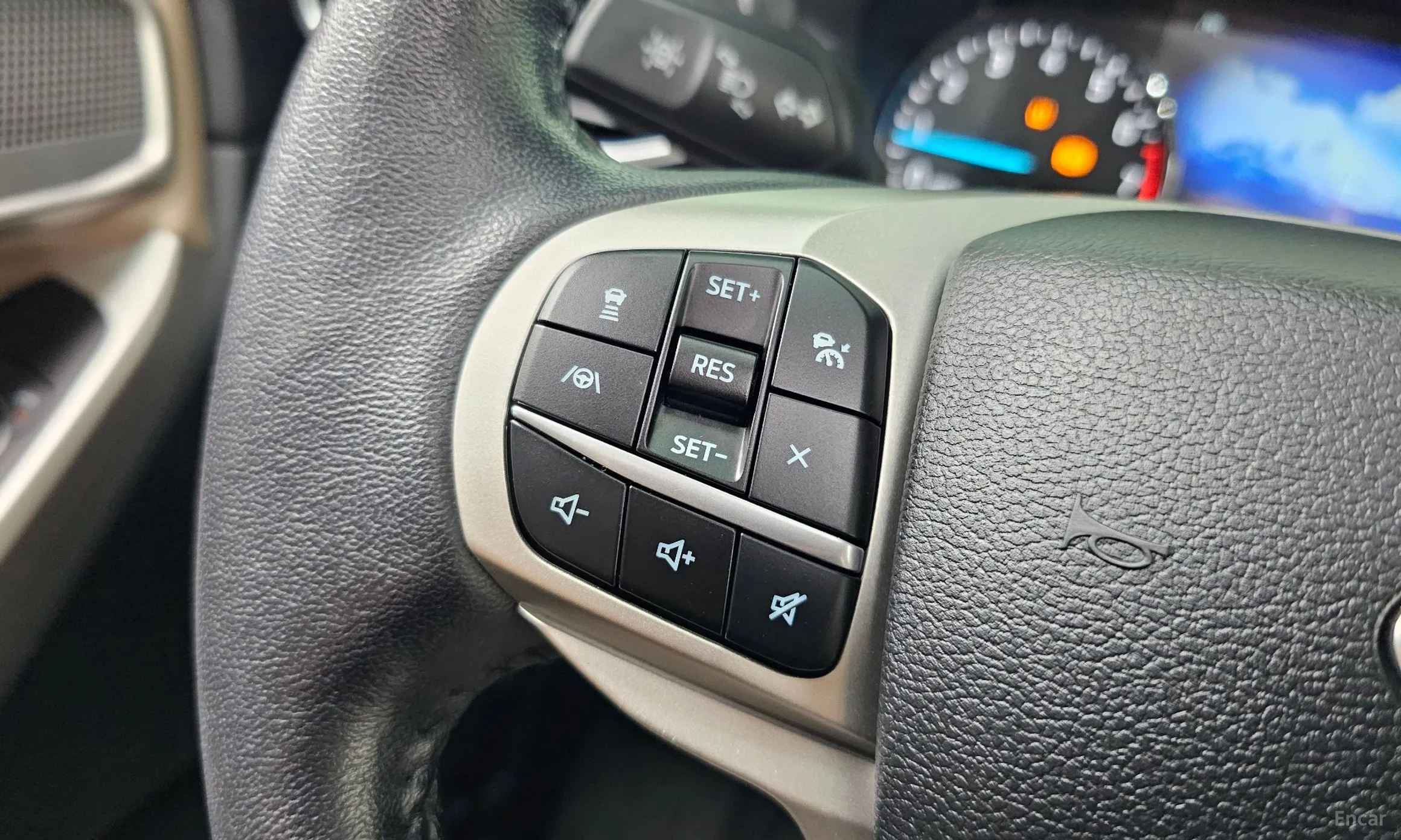 Ford Explorer 6th Generation превью 15