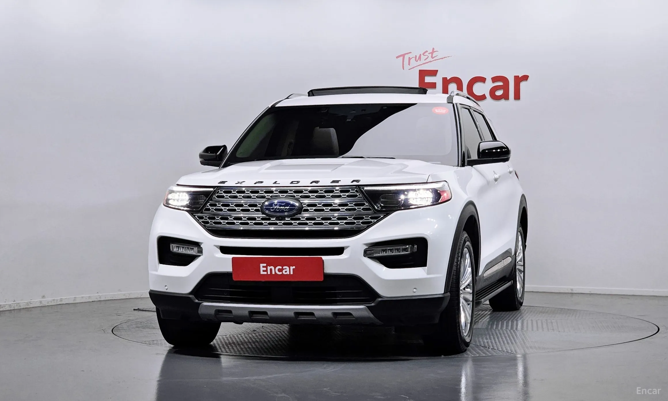 Ford Explorer 6th Generation превью 3